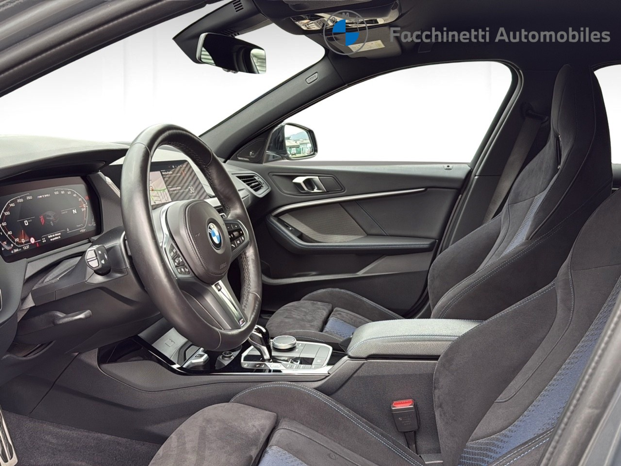 listing desktop thumbnail image 9