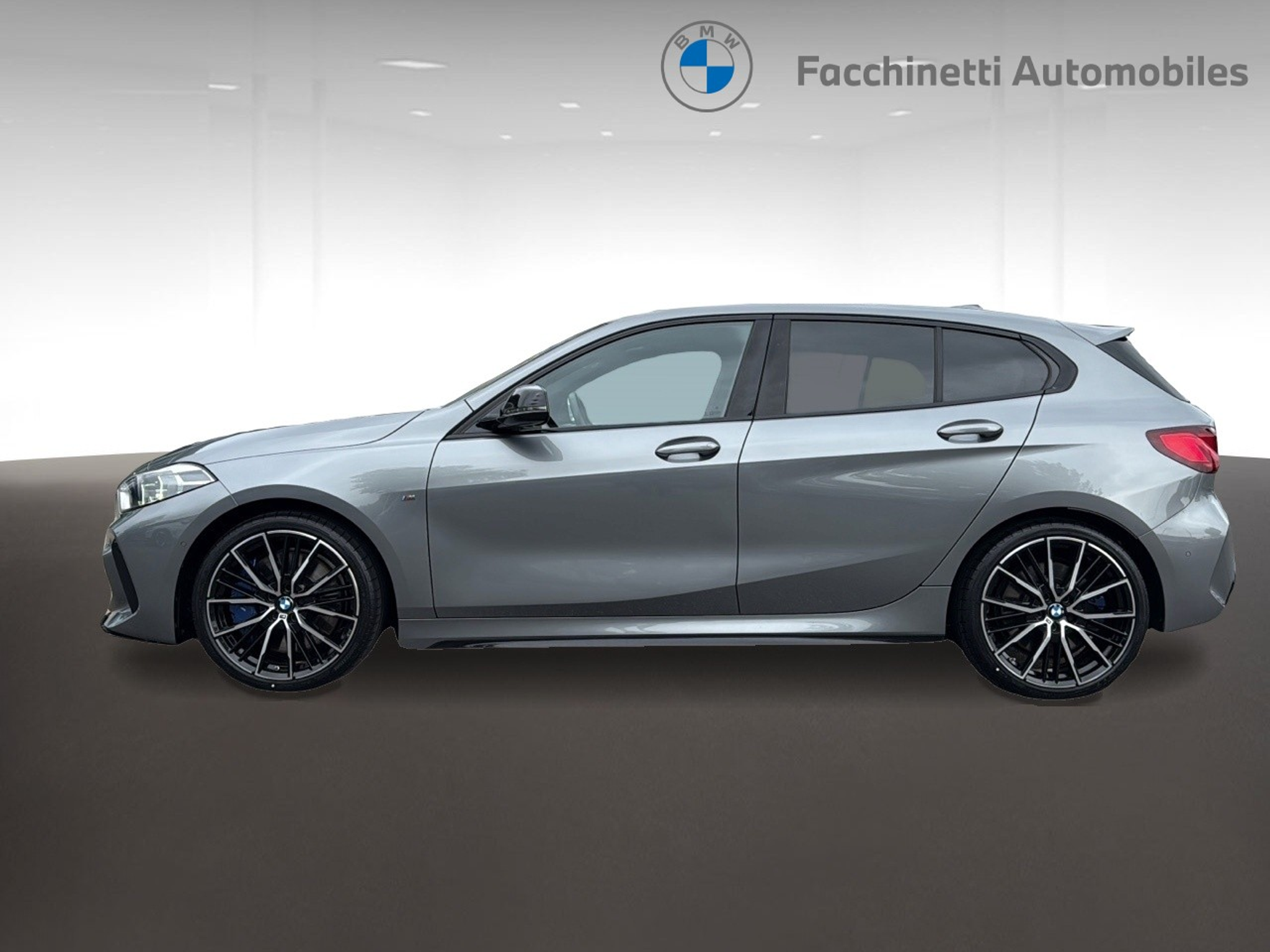 listing desktop thumbnail image 1