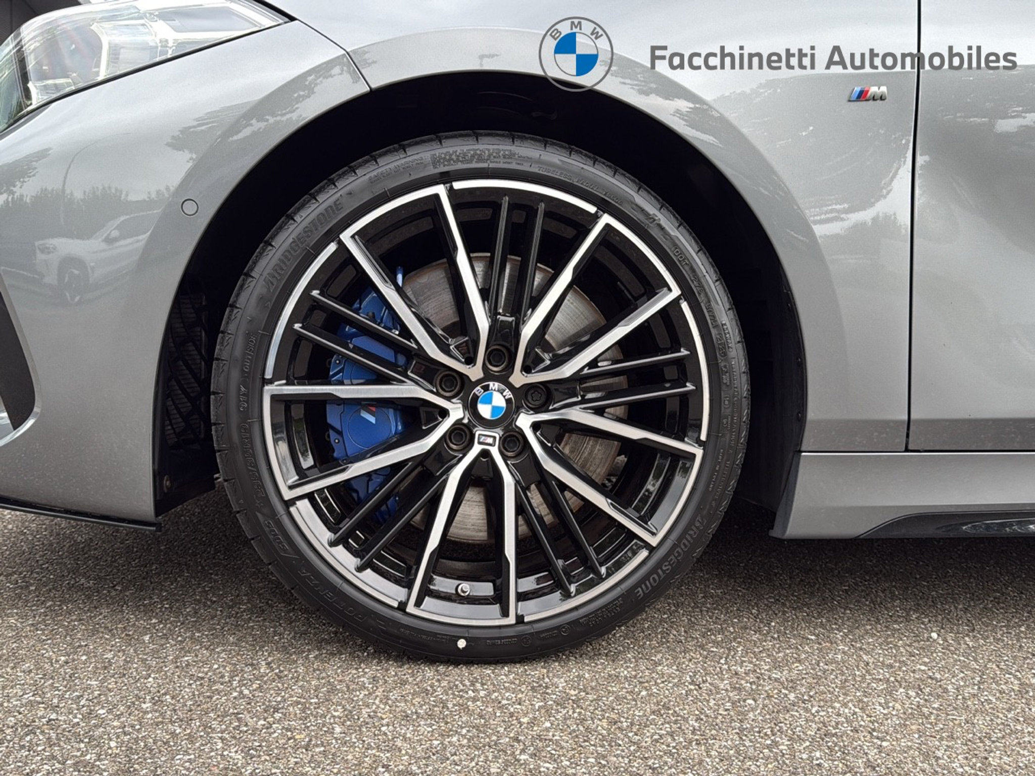 listing desktop thumbnail image 8