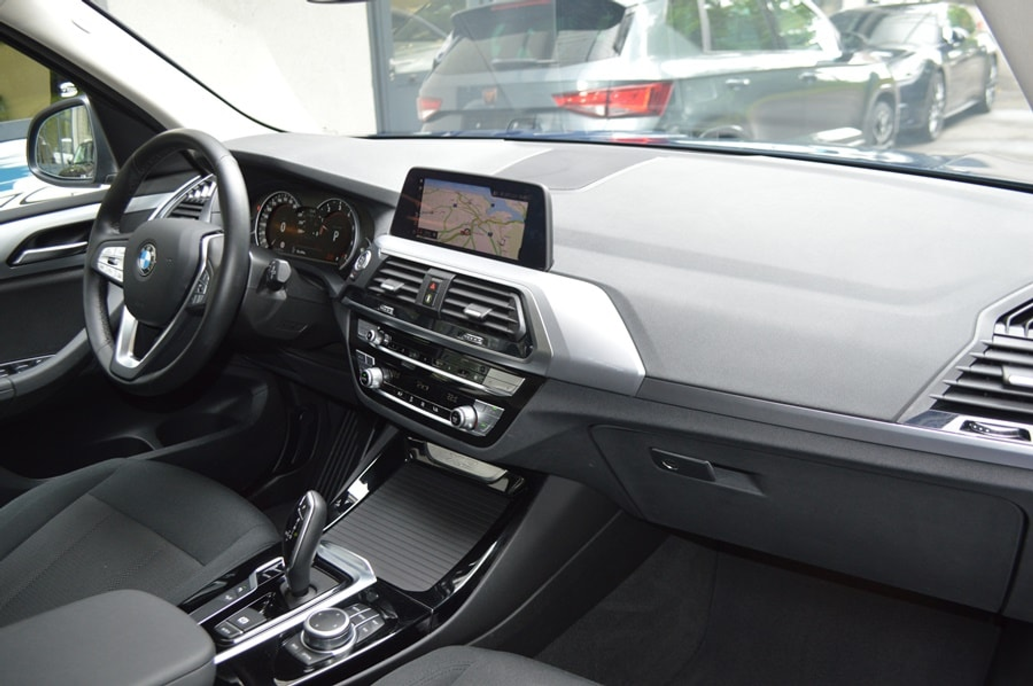 listing desktop thumbnail image 6