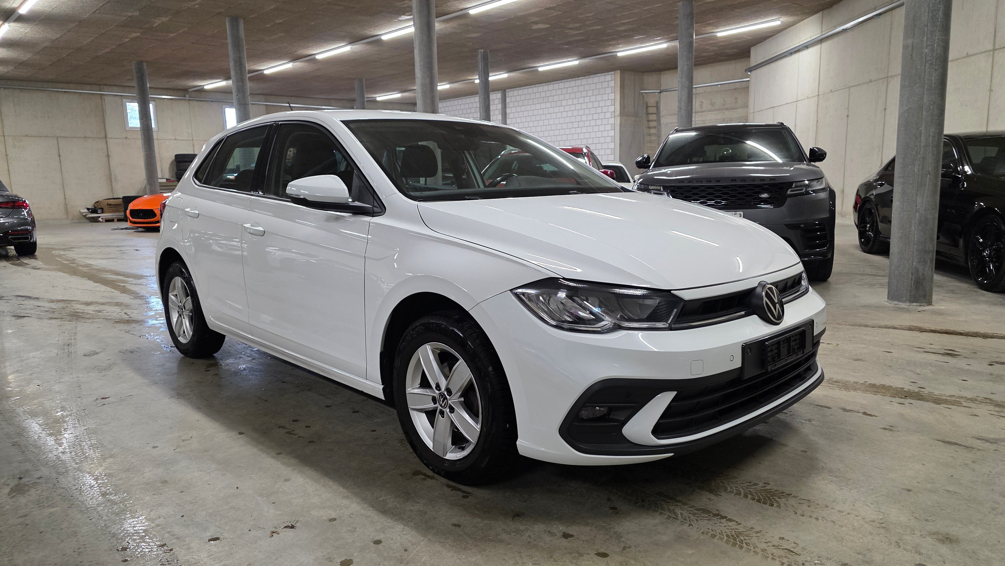 listing desktop thumbnail image 3