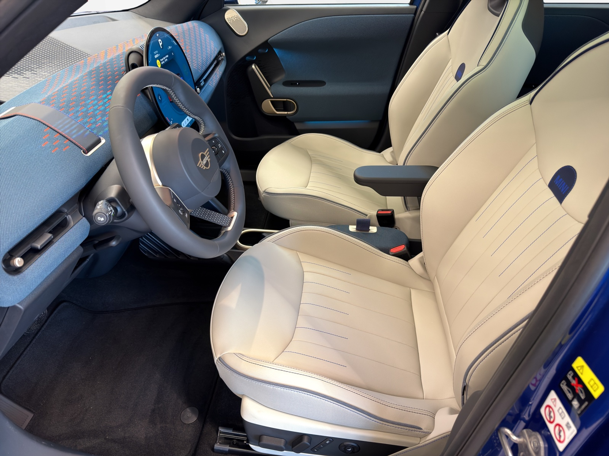 listing desktop thumbnail image 9