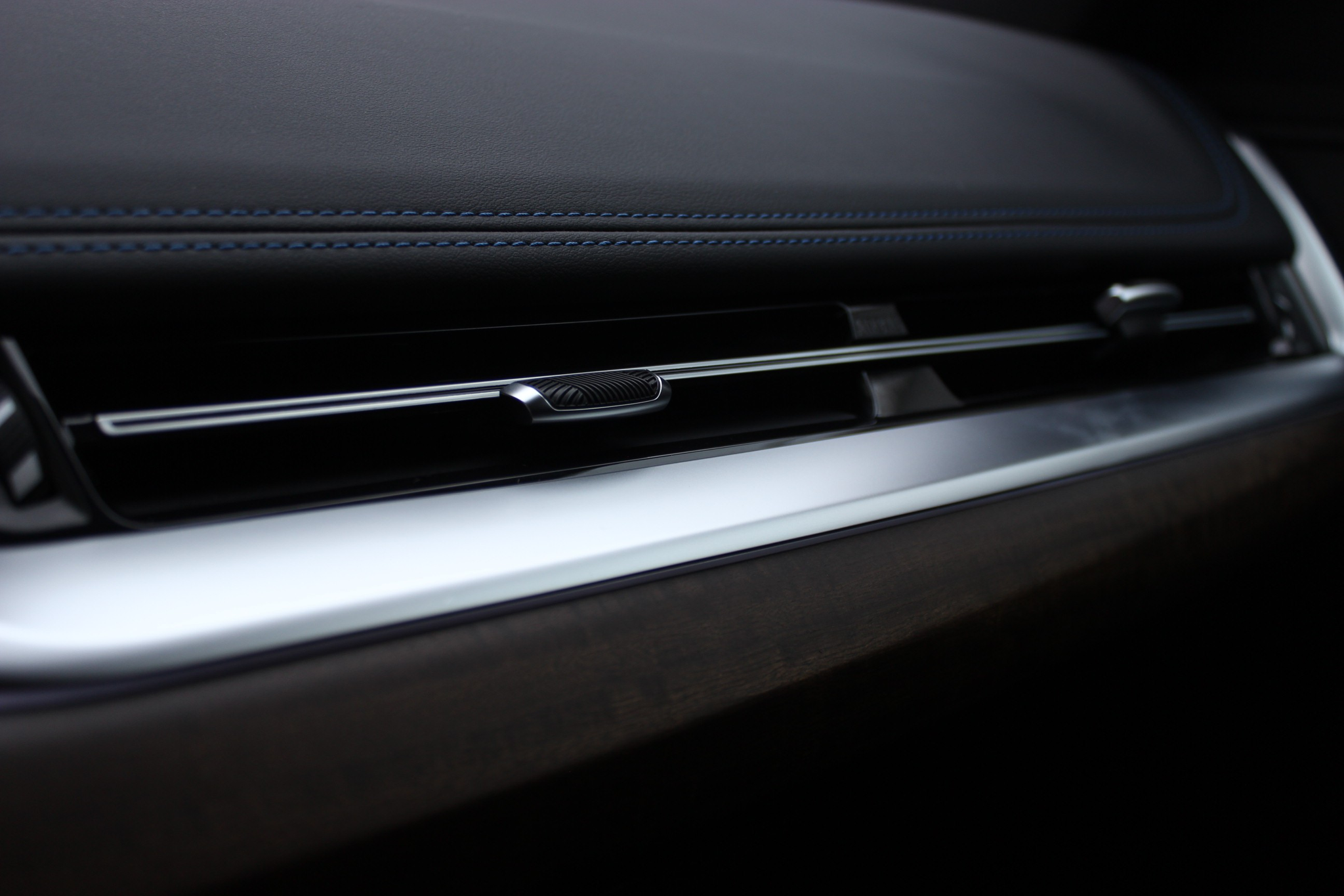 listing desktop thumbnail image 15