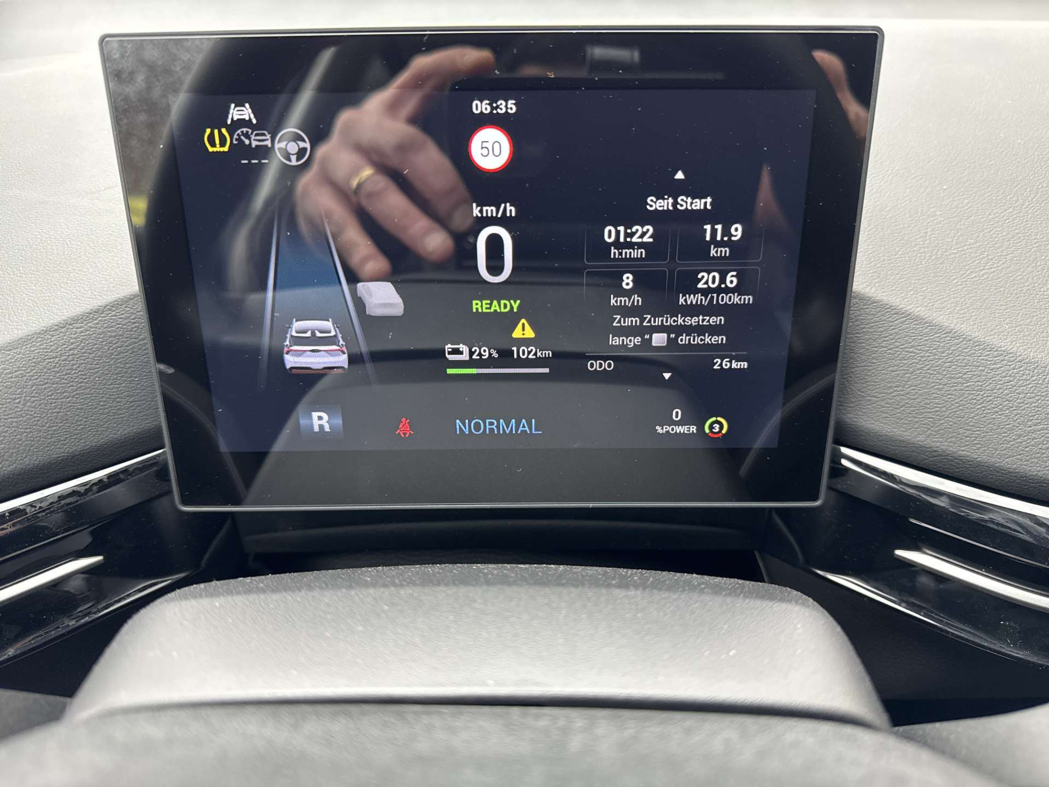 listing desktop thumbnail image 11