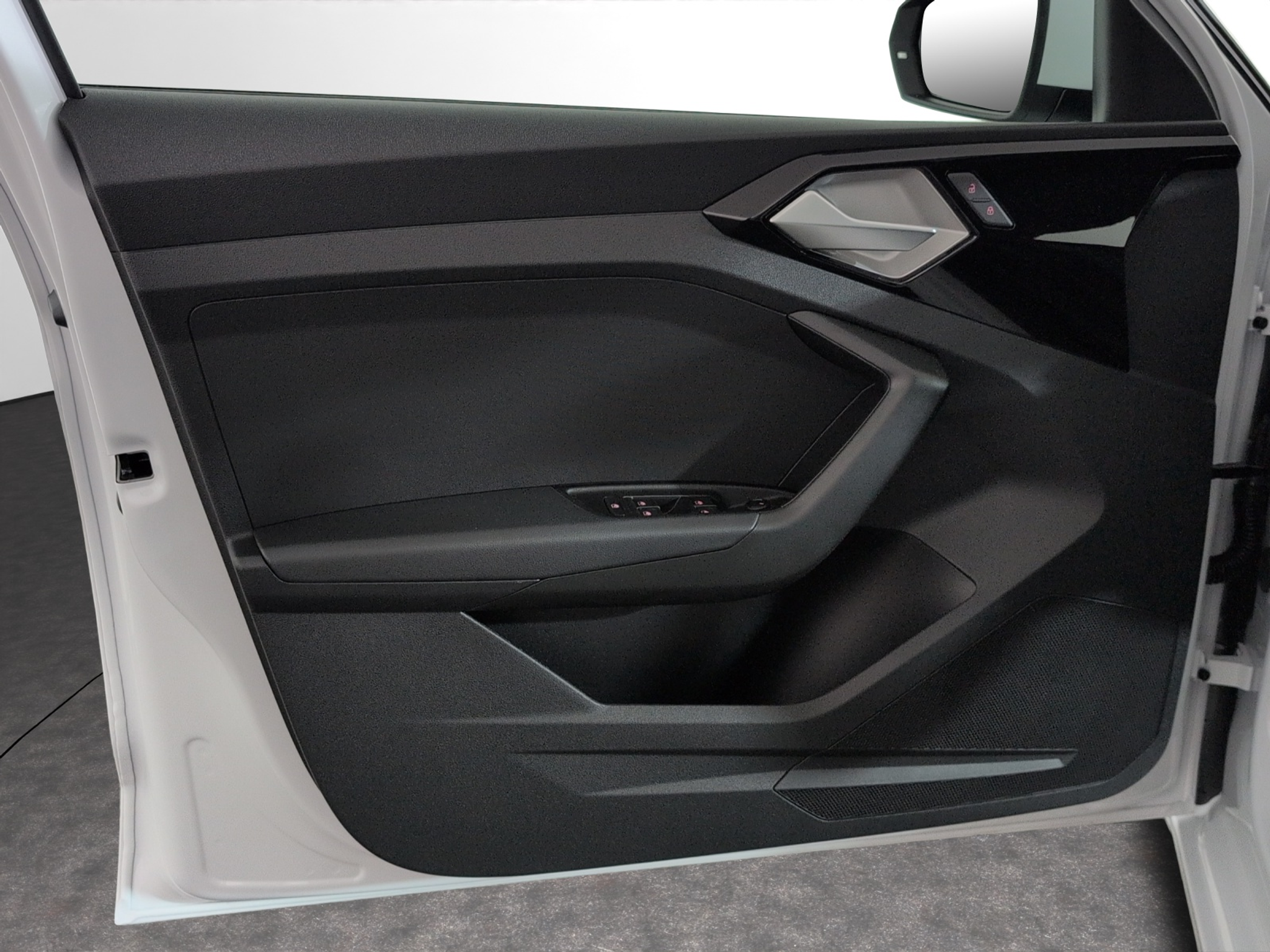 listing desktop thumbnail image 13