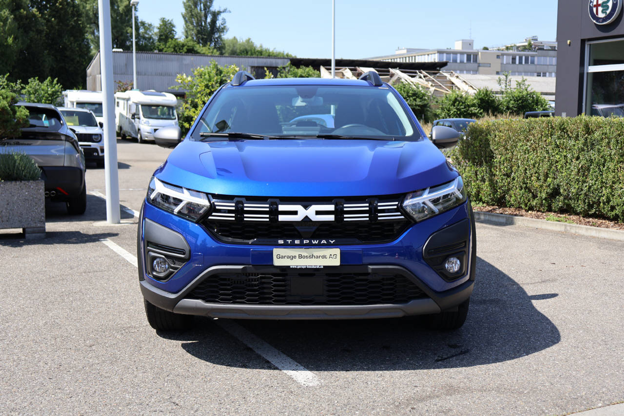 listing desktop thumbnail image 7