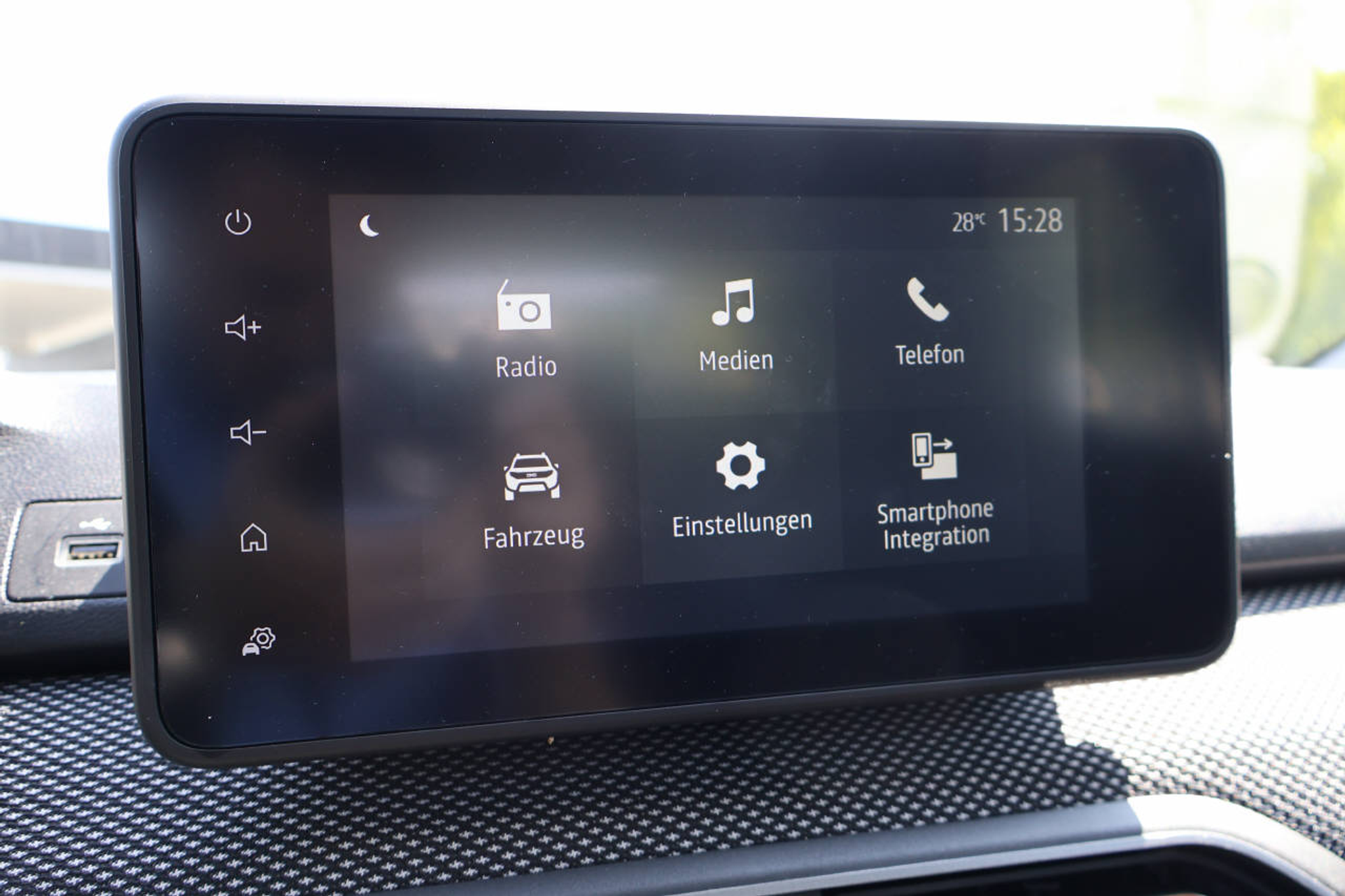 listing desktop thumbnail image 13