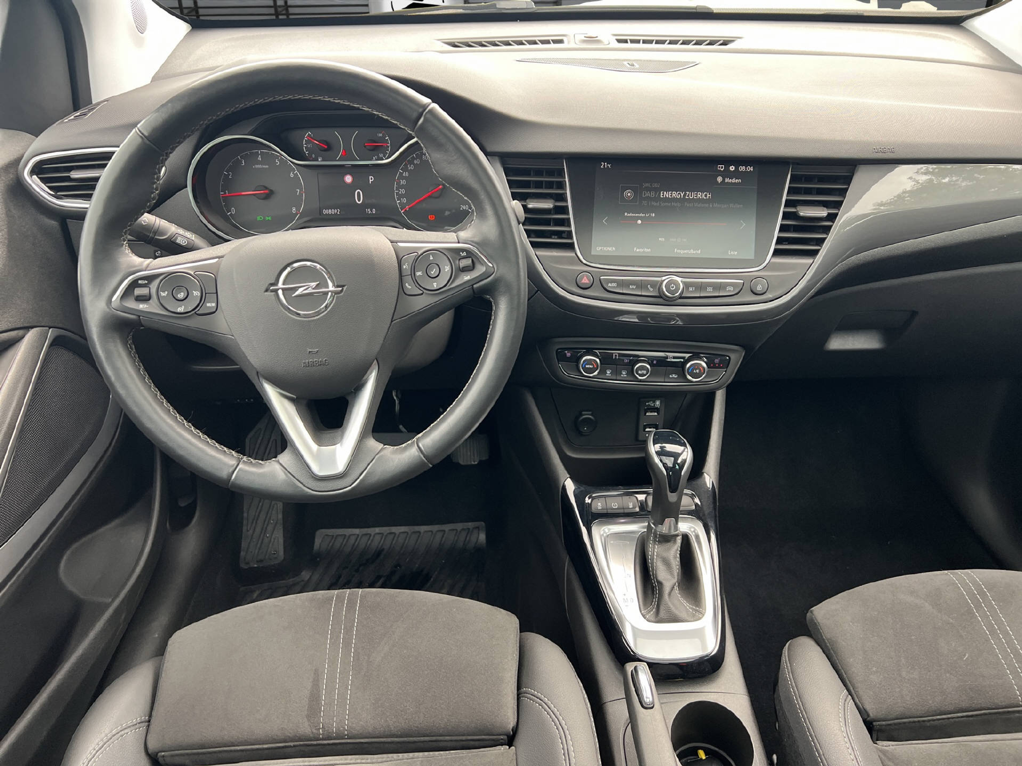 listing desktop thumbnail image 8