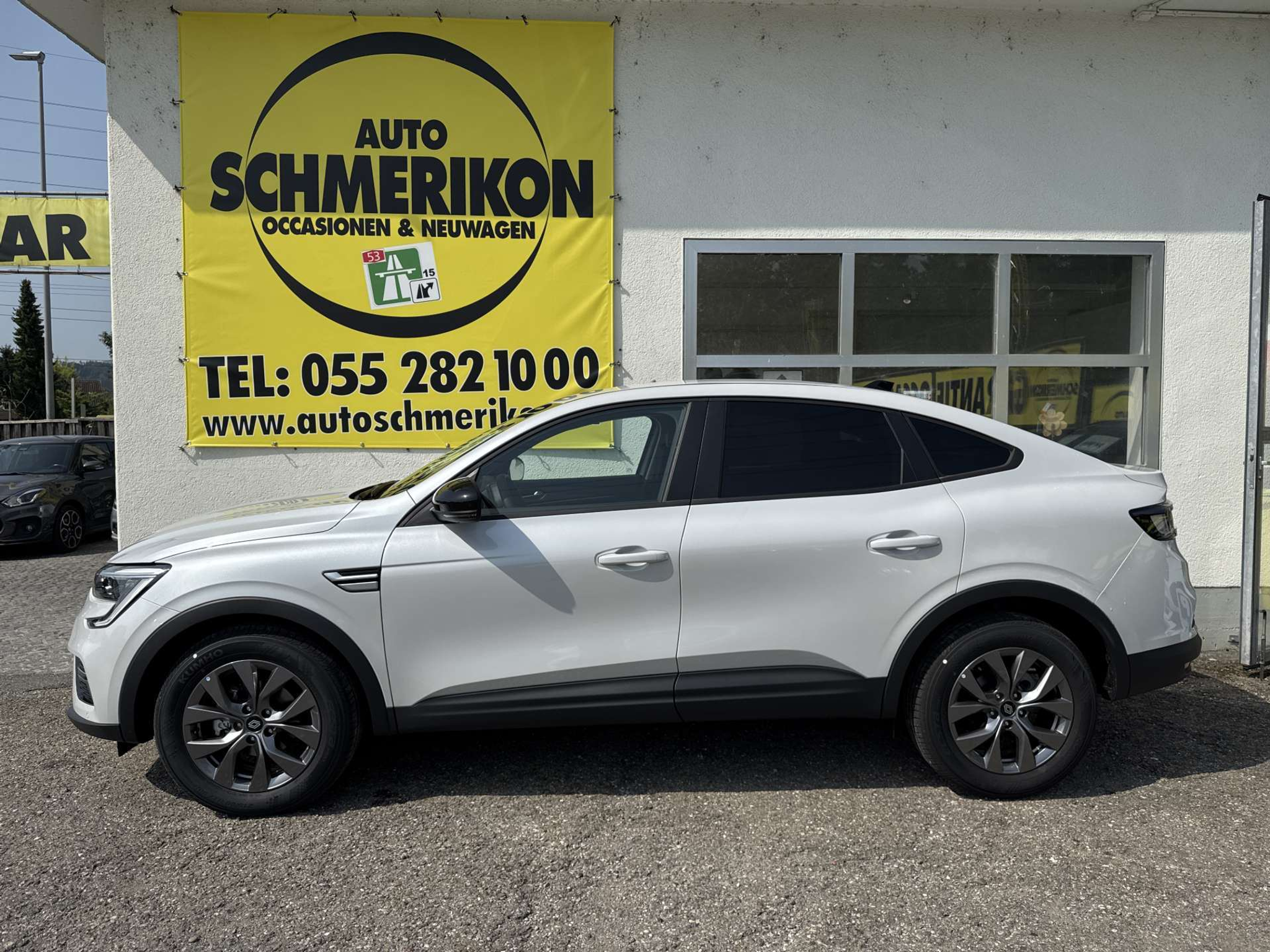 listing desktop thumbnail image 4