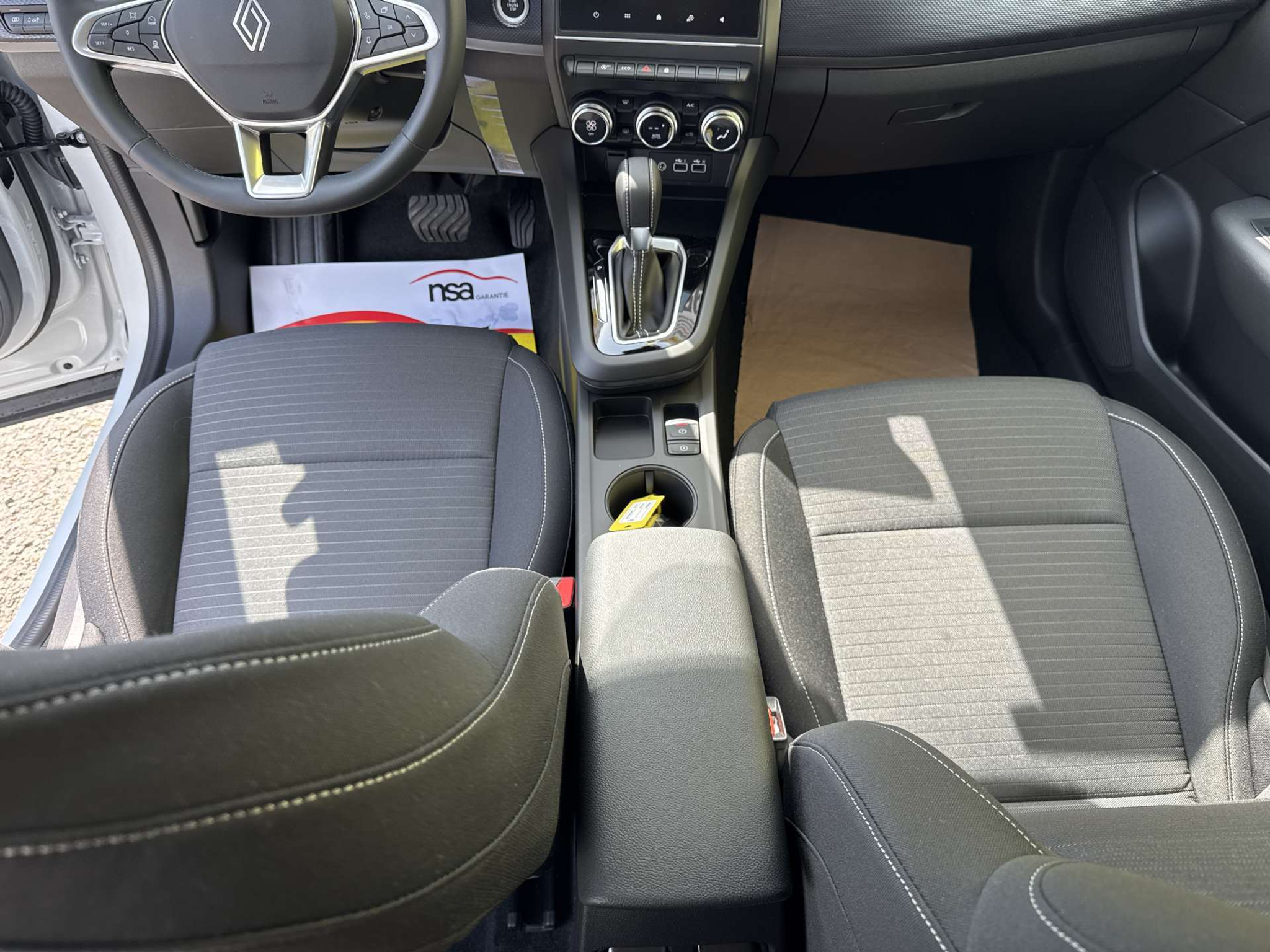 listing desktop thumbnail image 13