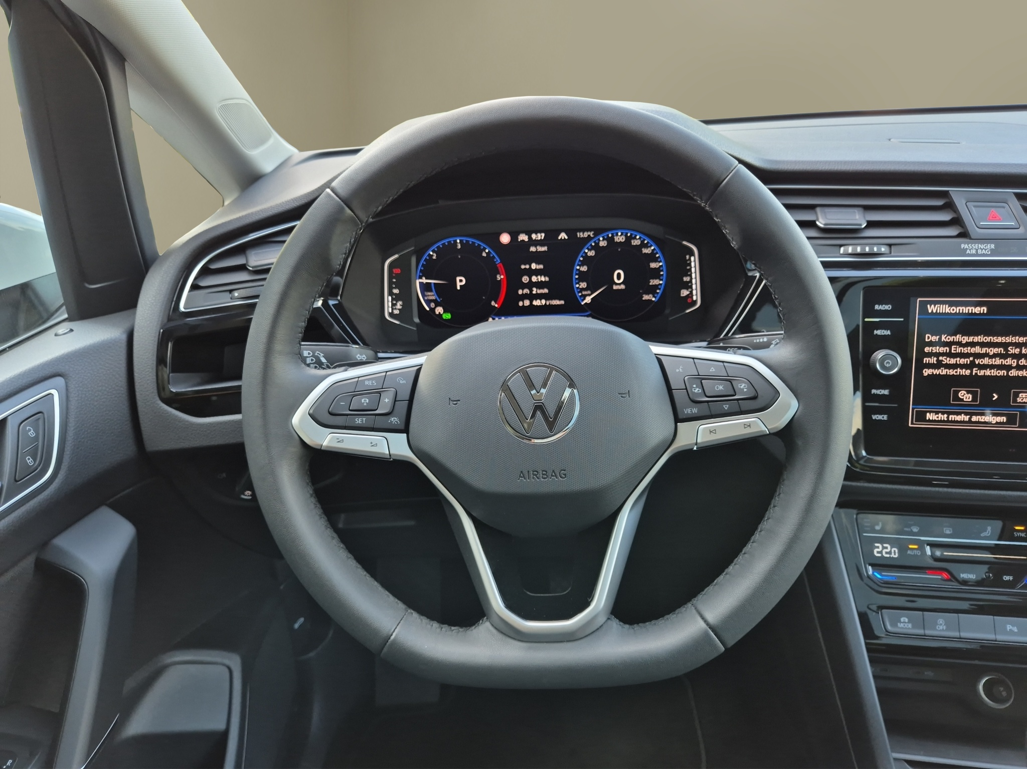 listing desktop thumbnail image 11