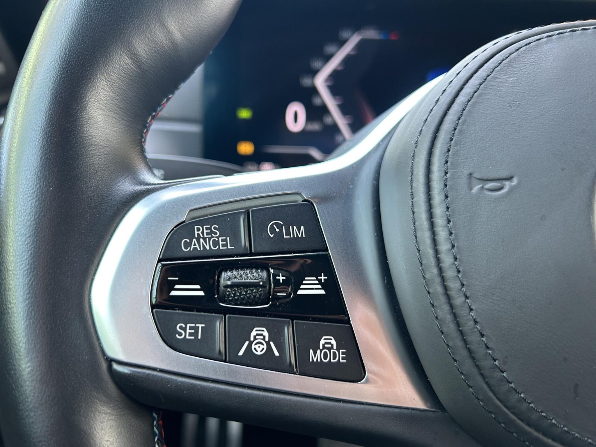 listing desktop thumbnail image 13