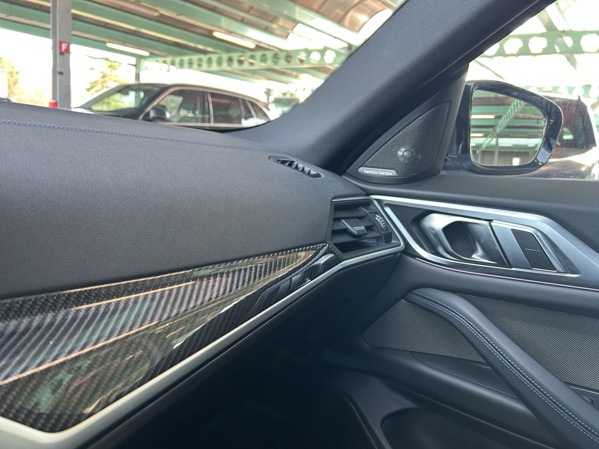 listing desktop thumbnail image 15