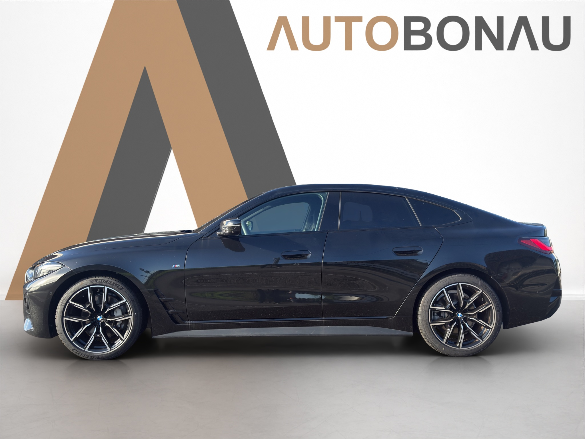 listing desktop thumbnail image 1