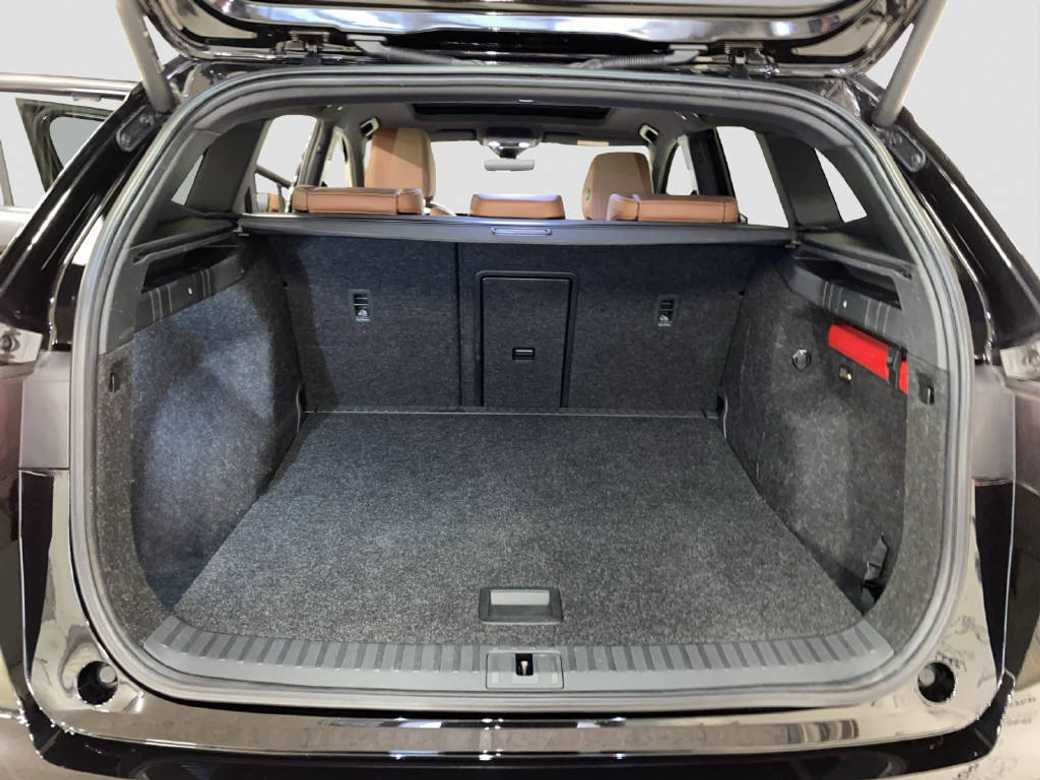 listing desktop thumbnail image 13