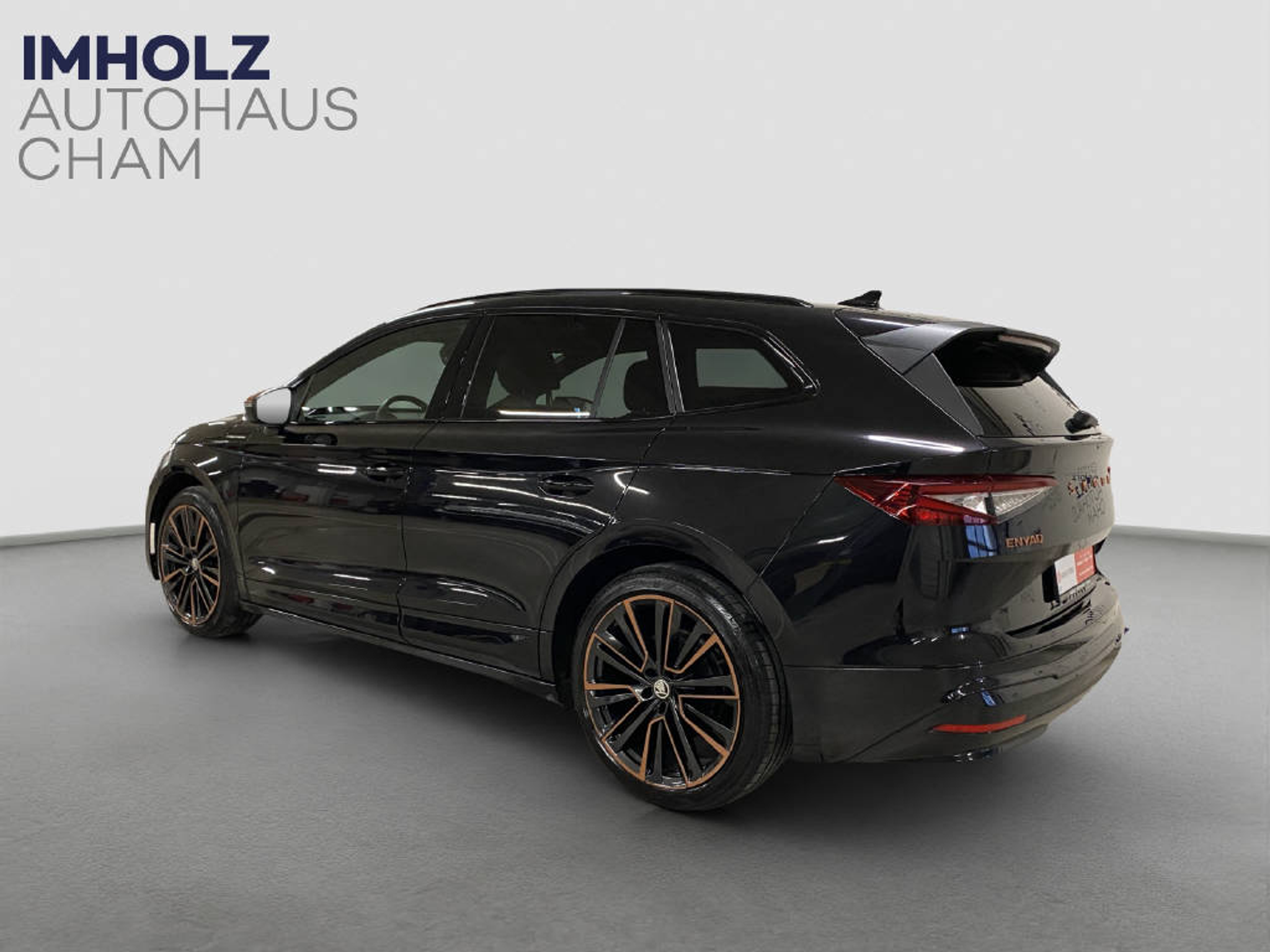 listing desktop thumbnail image 2