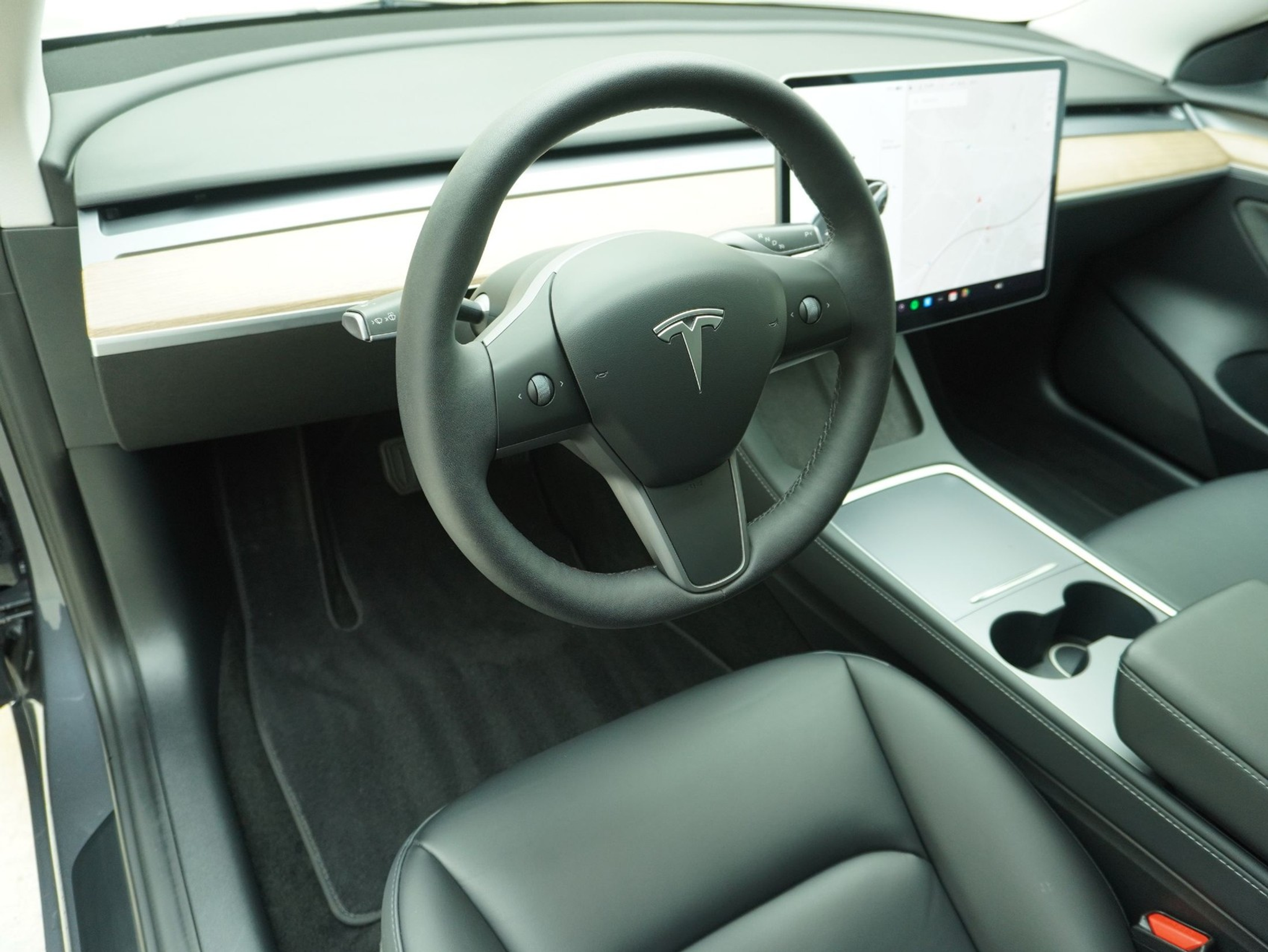 listing desktop thumbnail image 8