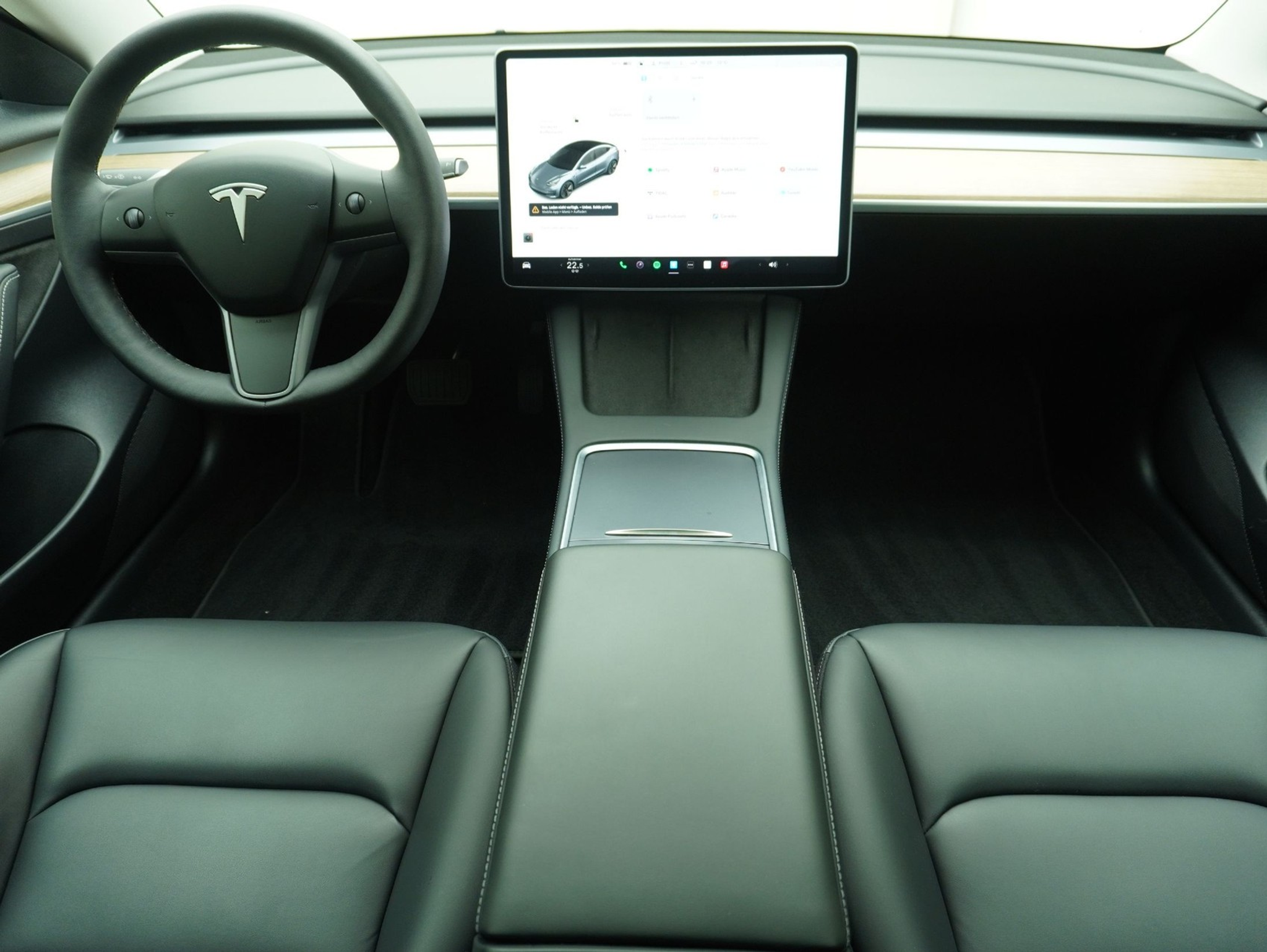 listing desktop thumbnail image 11