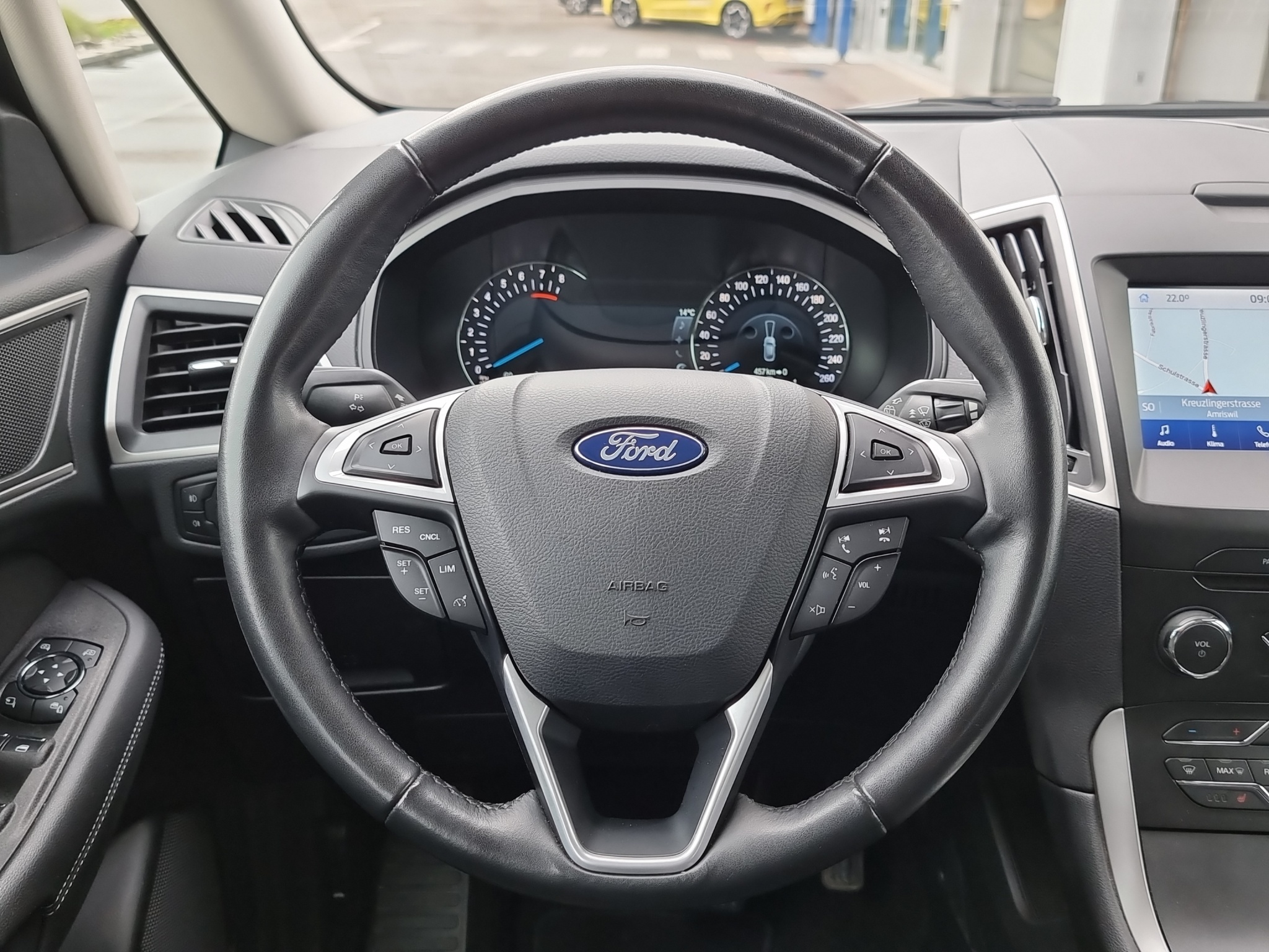 listing desktop thumbnail image 11