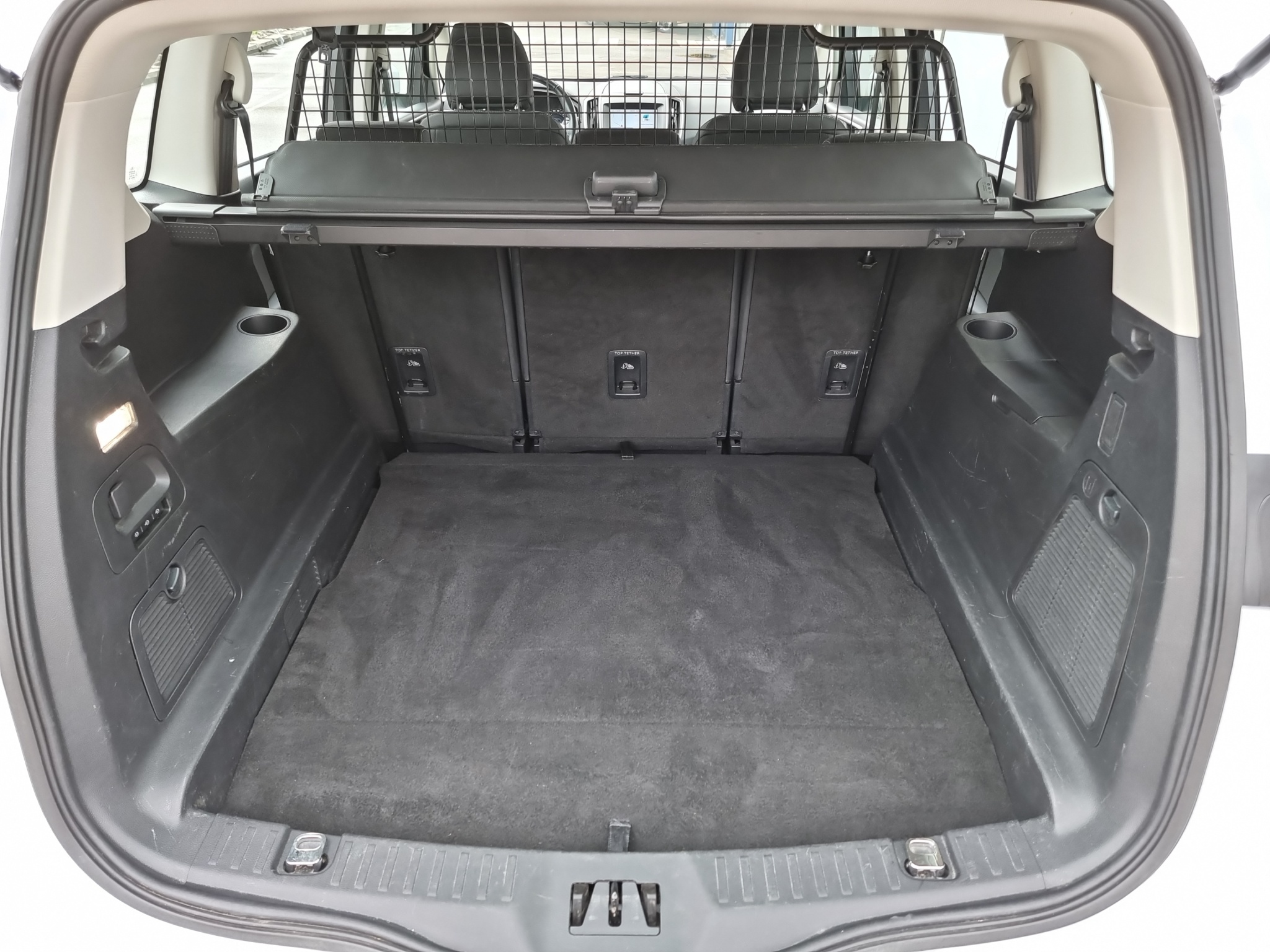 listing desktop thumbnail image 14