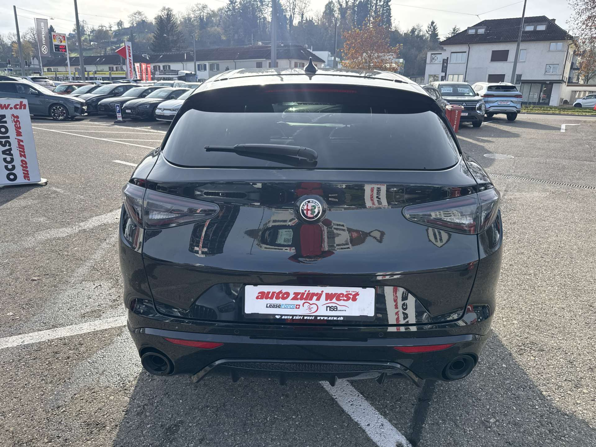 listing desktop thumbnail image 14