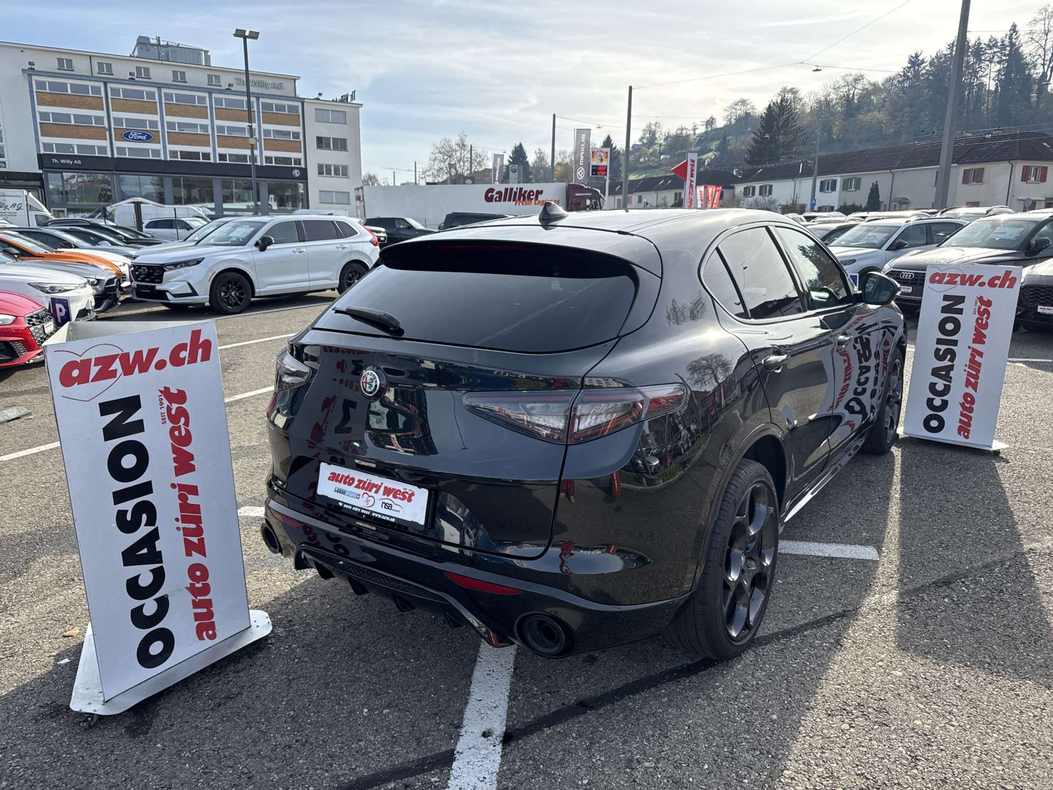 listing desktop thumbnail image 2