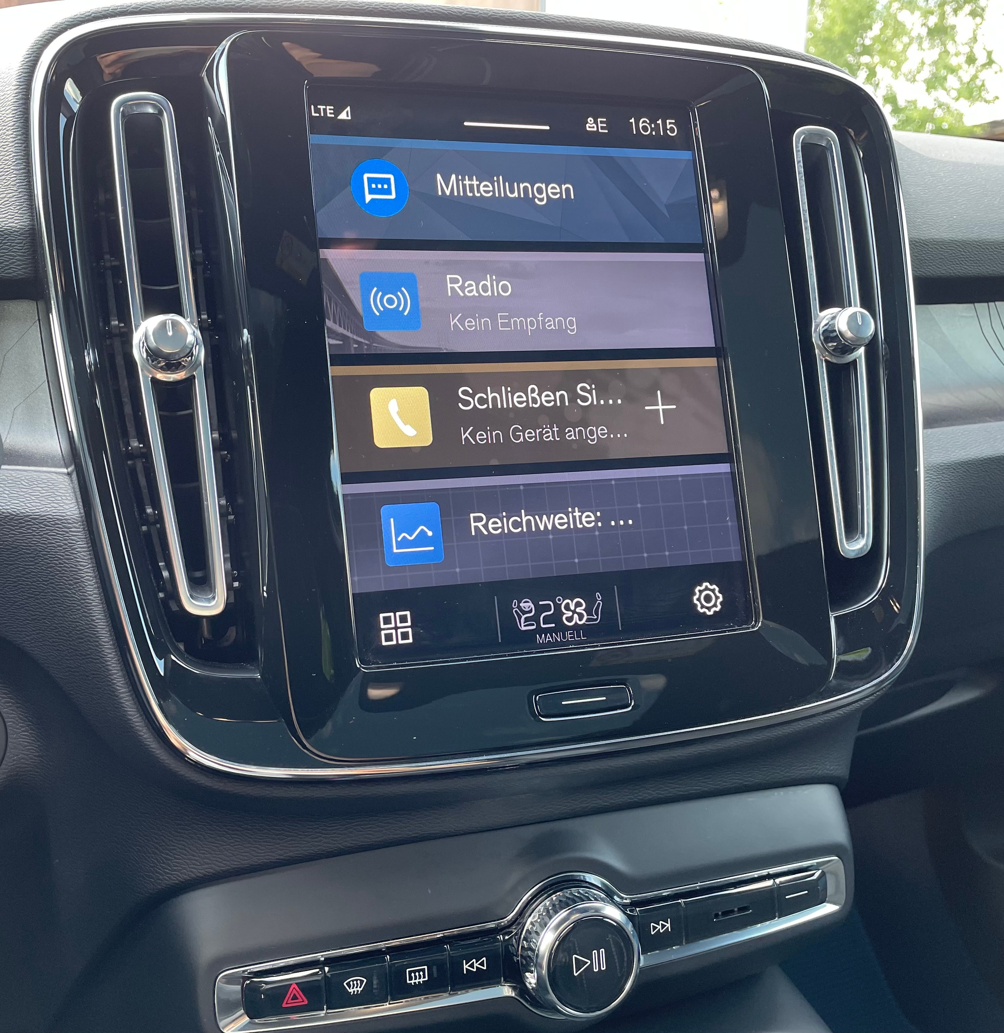 listing desktop thumbnail image 13