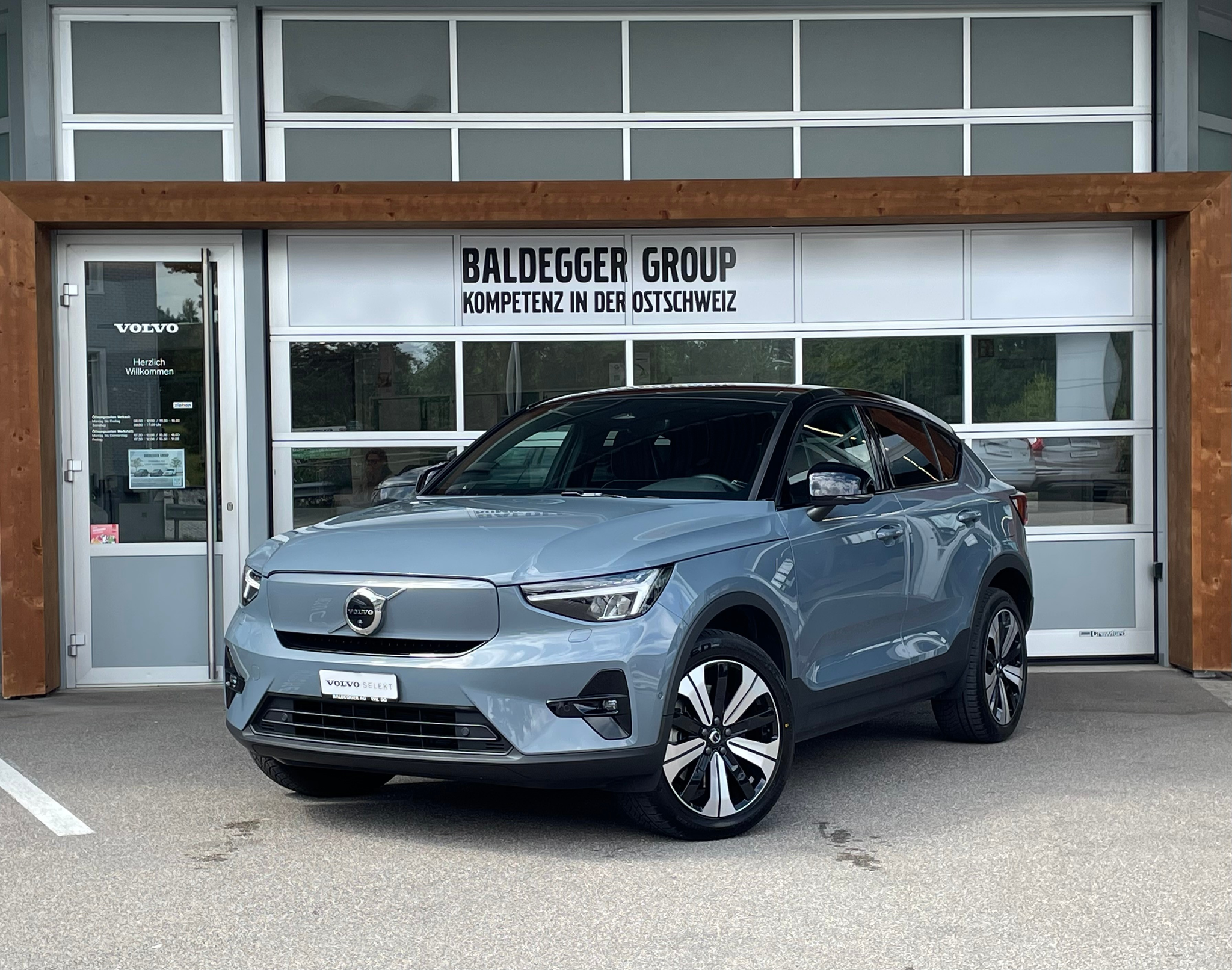 listing desktop thumbnail image 0