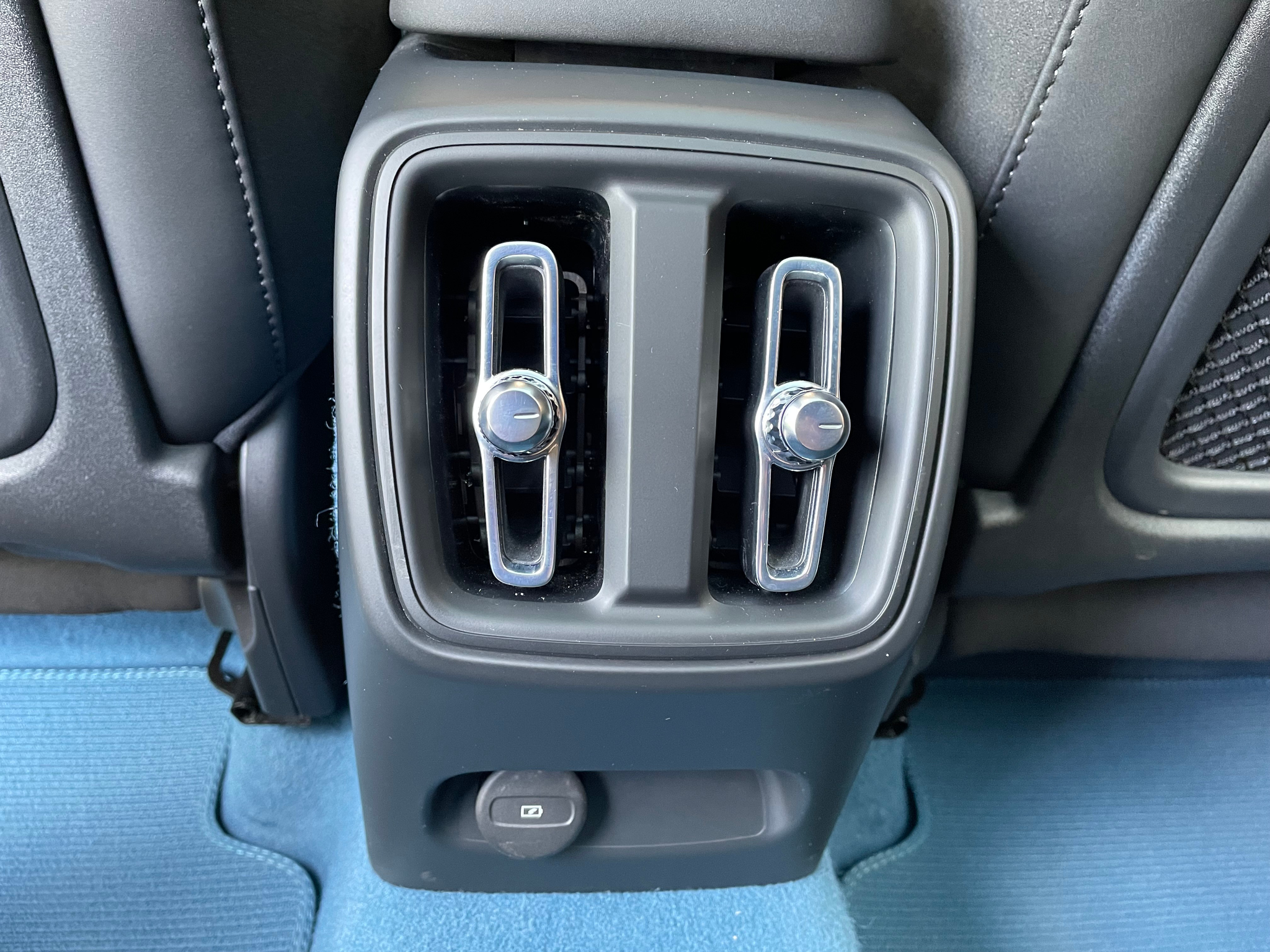 listing desktop thumbnail image 14