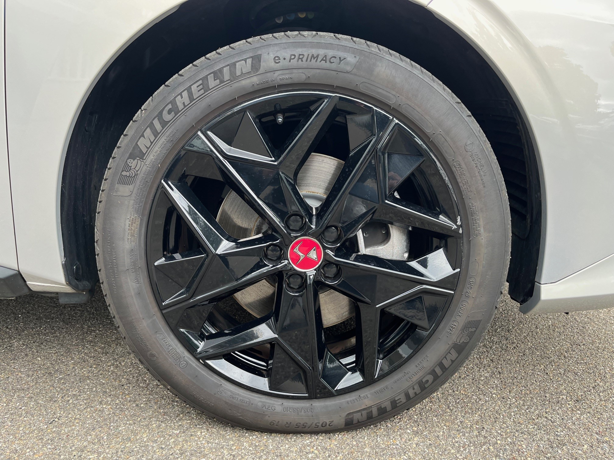 listing desktop thumbnail image 15