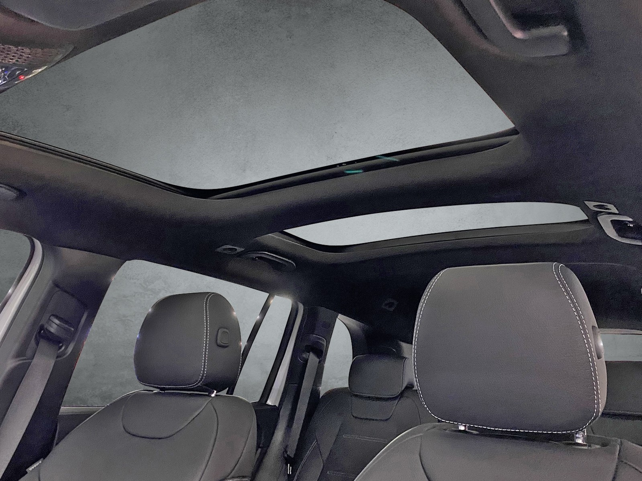 listing desktop thumbnail image 11