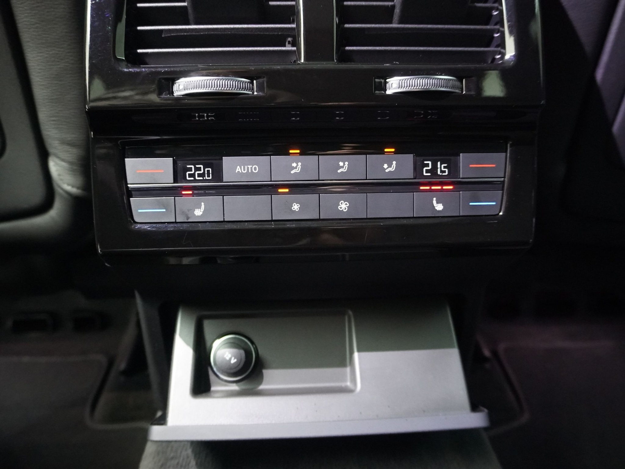 listing desktop thumbnail image 12