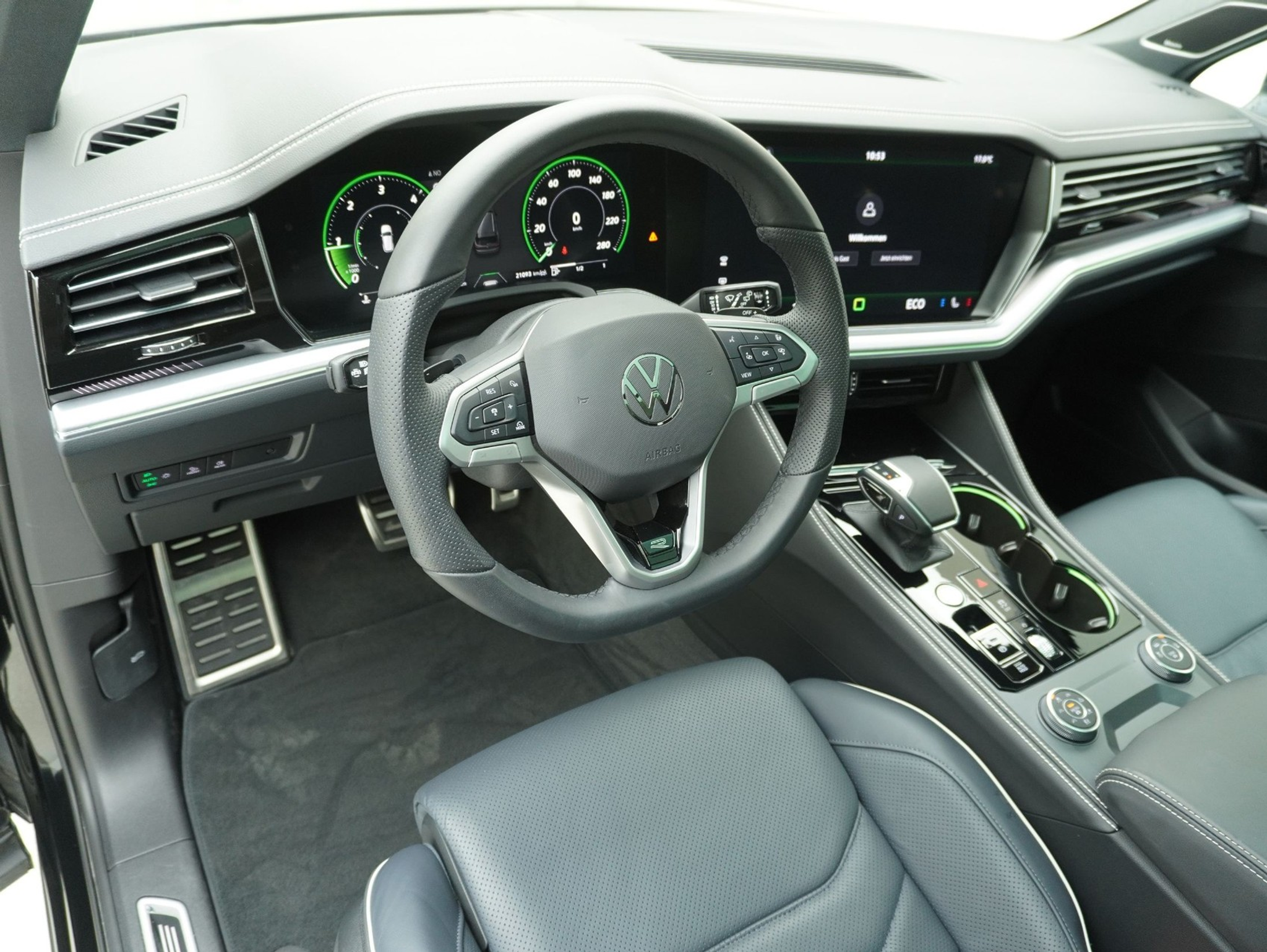 listing desktop thumbnail image 10