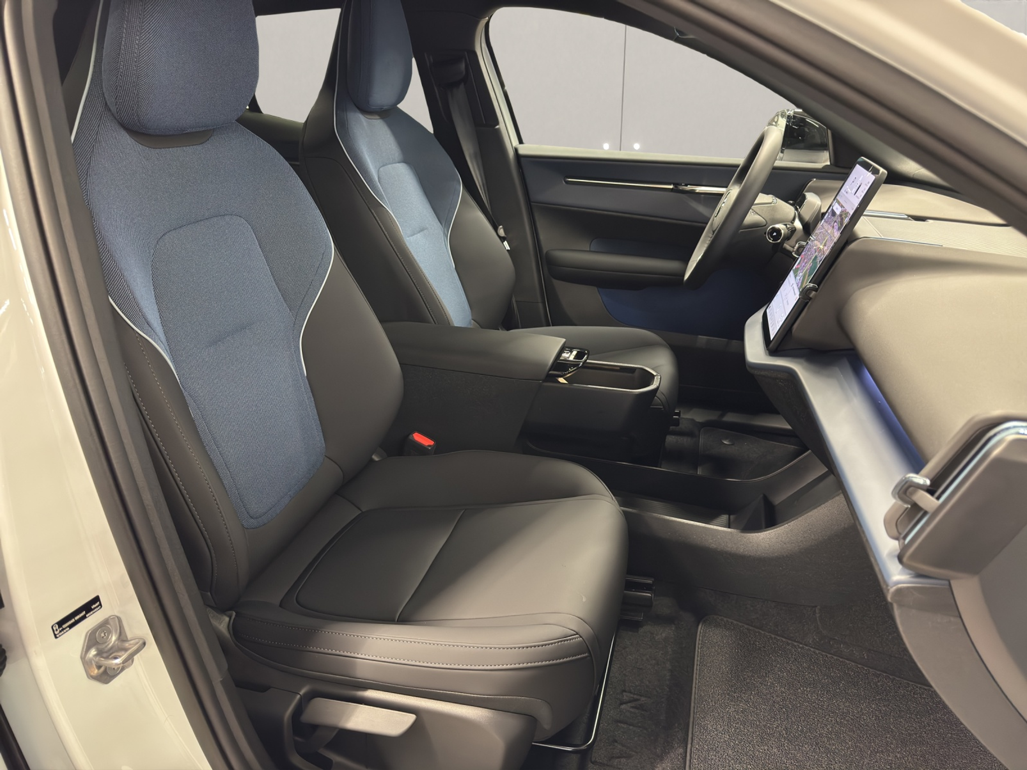 listing desktop thumbnail image 13