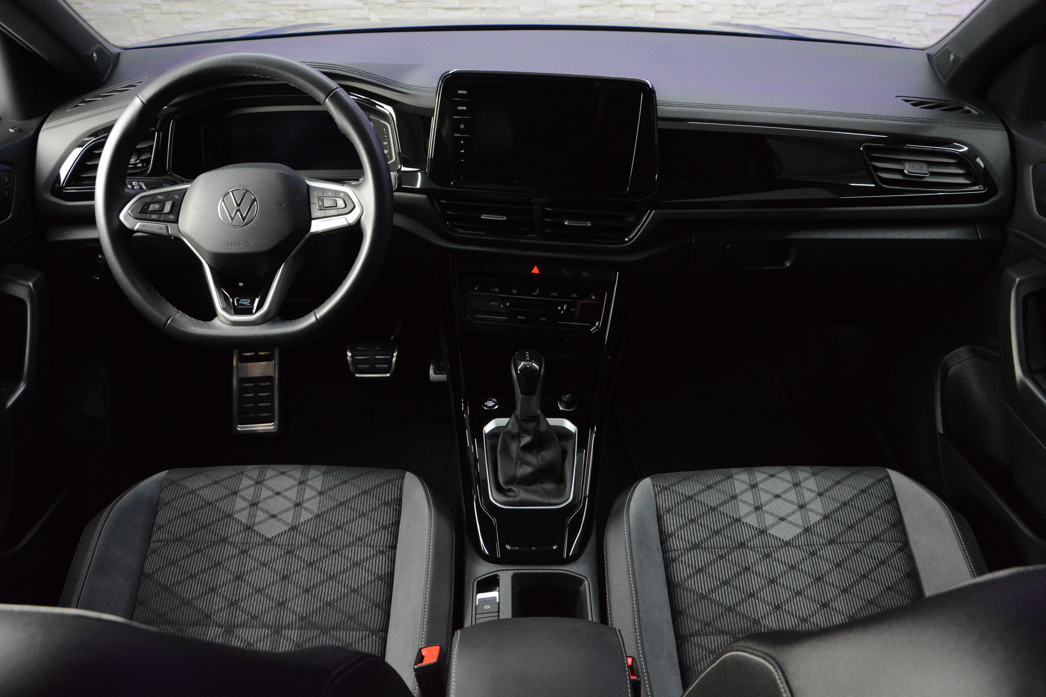 listing desktop thumbnail image 10