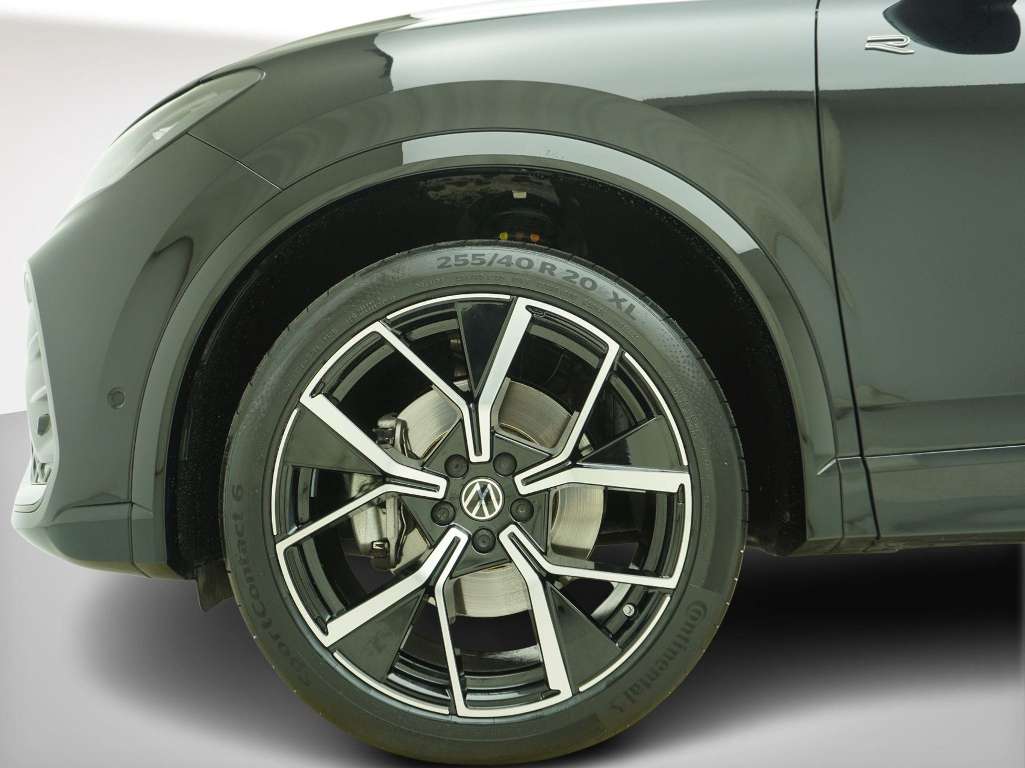 listing desktop thumbnail image 6