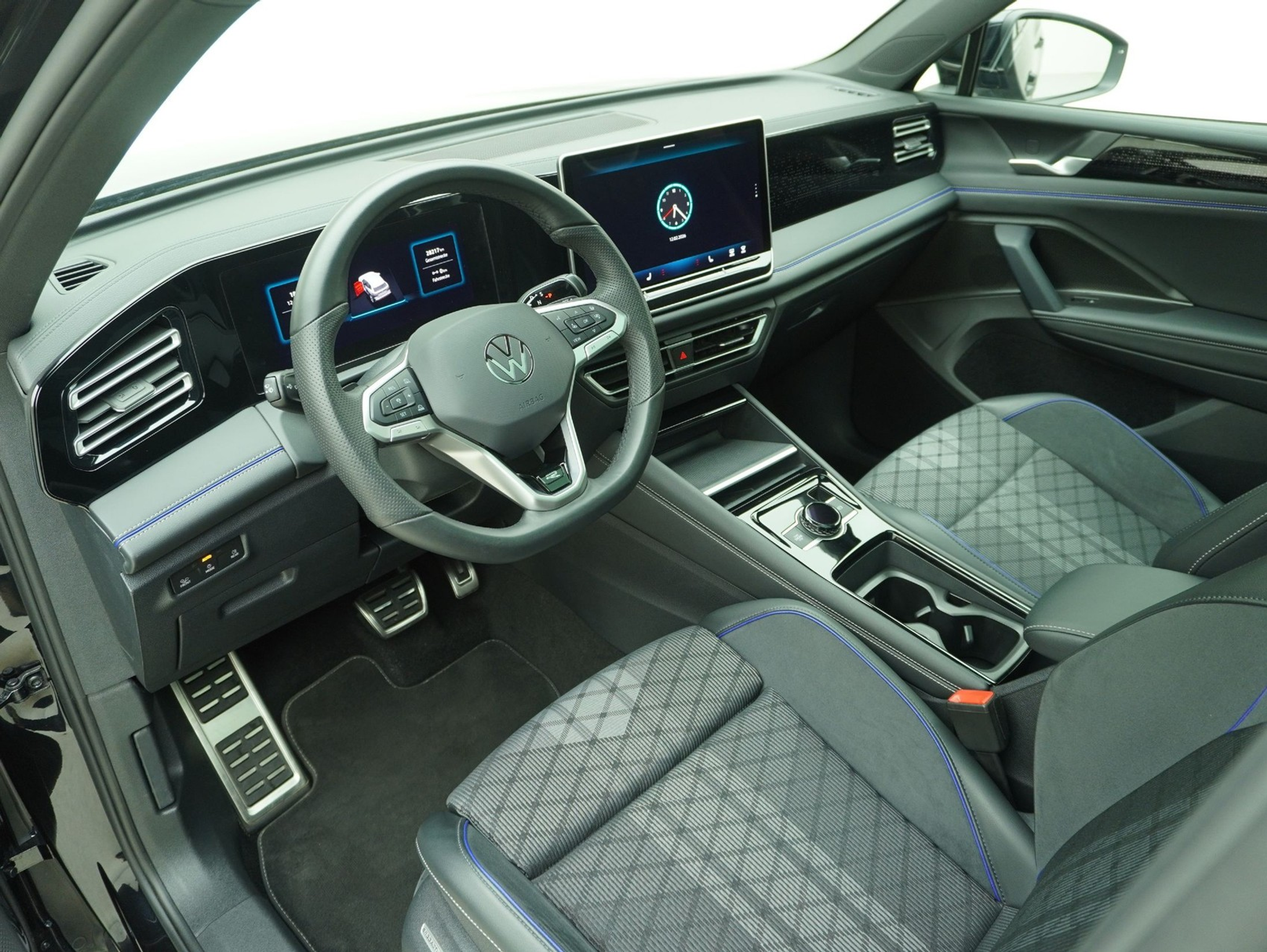 listing desktop thumbnail image 9