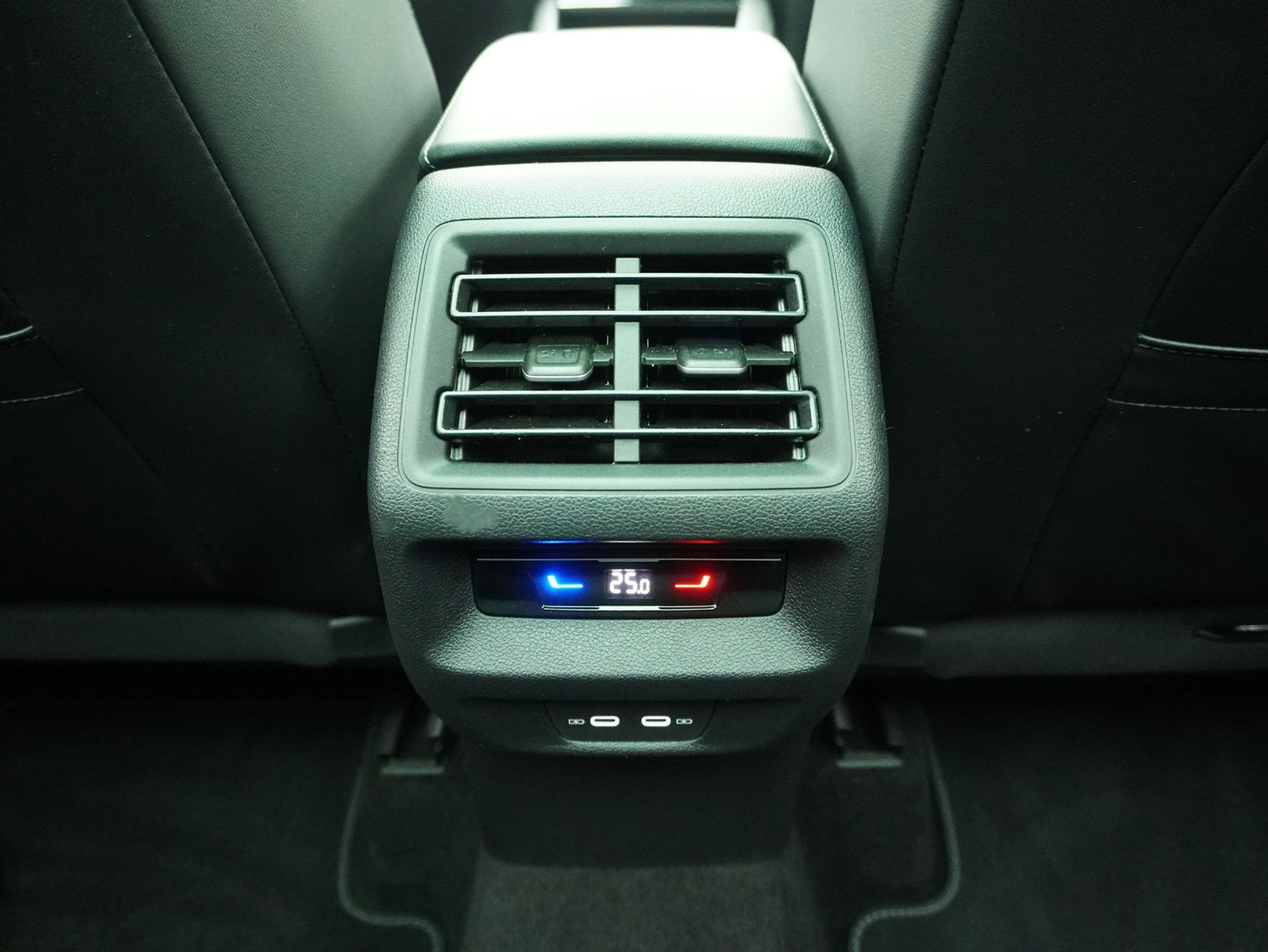 listing desktop thumbnail image 11