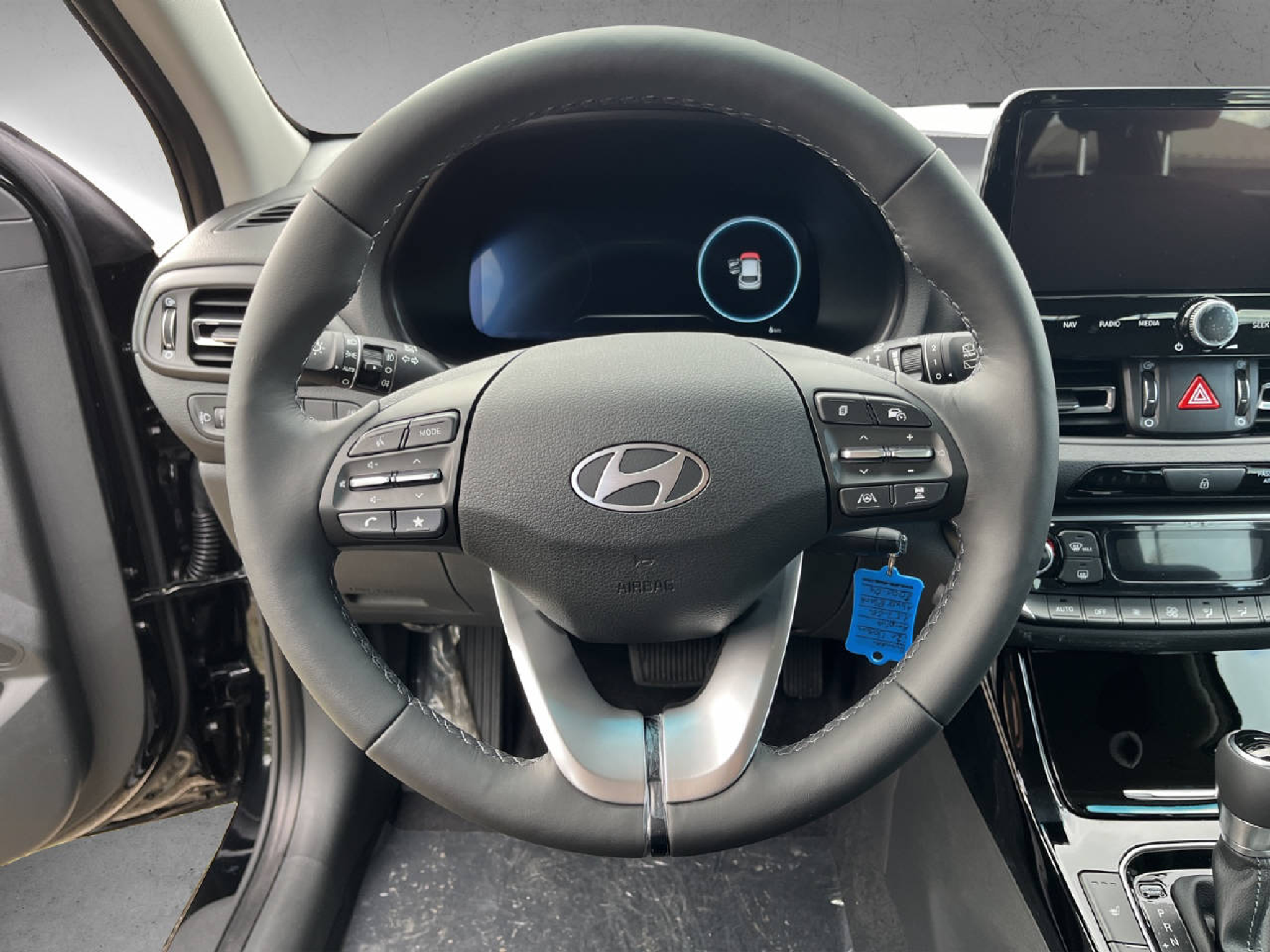 listing desktop thumbnail image 5