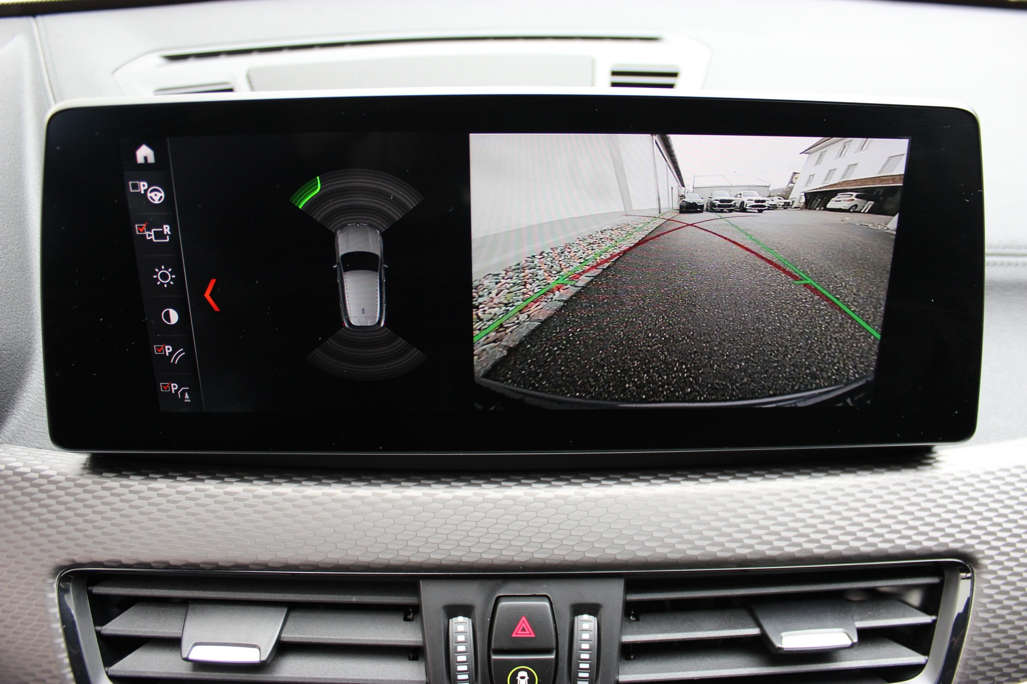 listing desktop thumbnail image 14