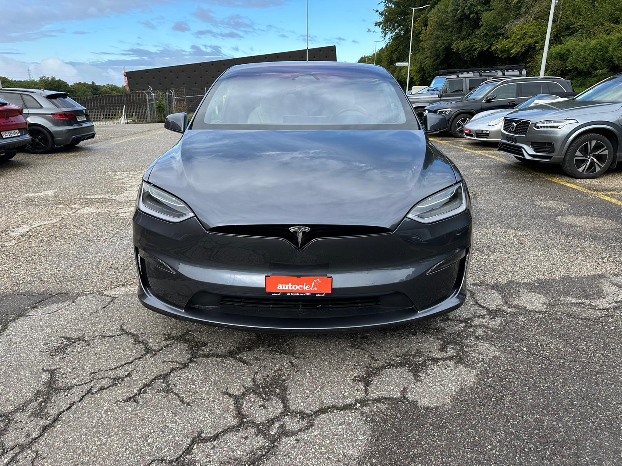 listing desktop thumbnail image 7