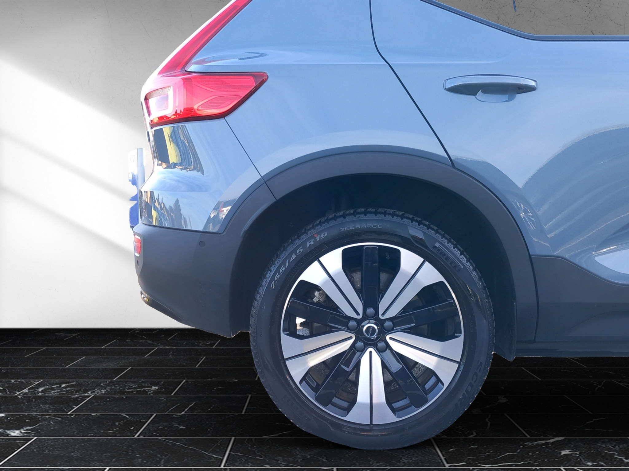 listing desktop thumbnail image 10