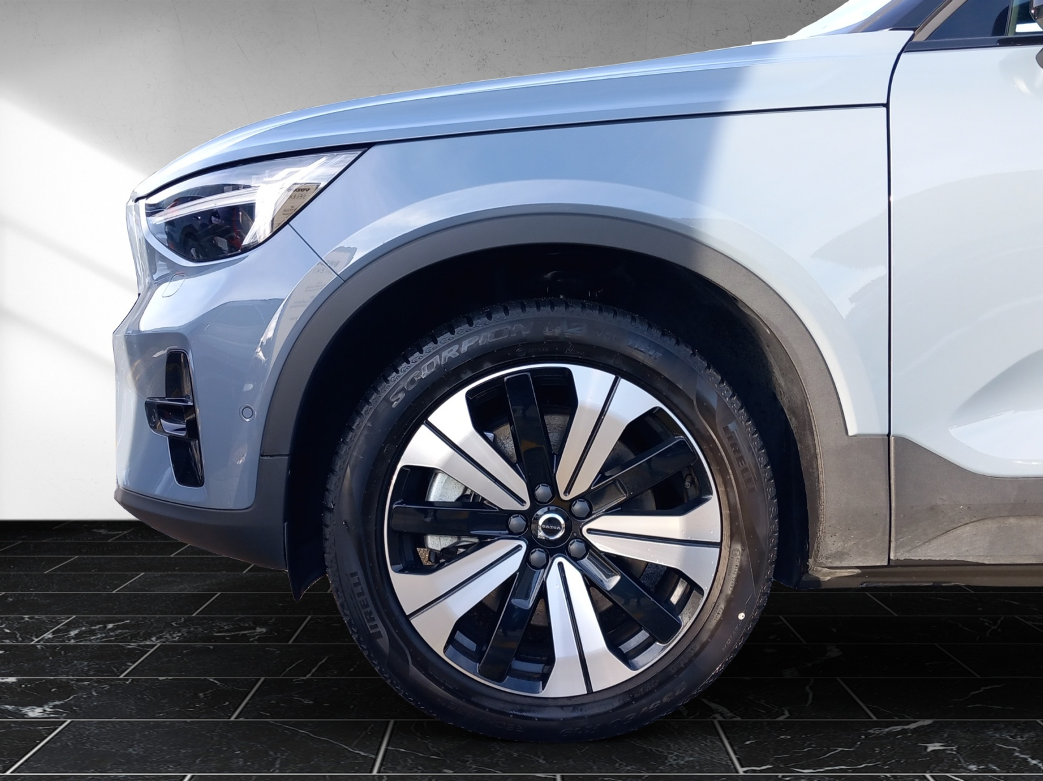 listing desktop thumbnail image 8