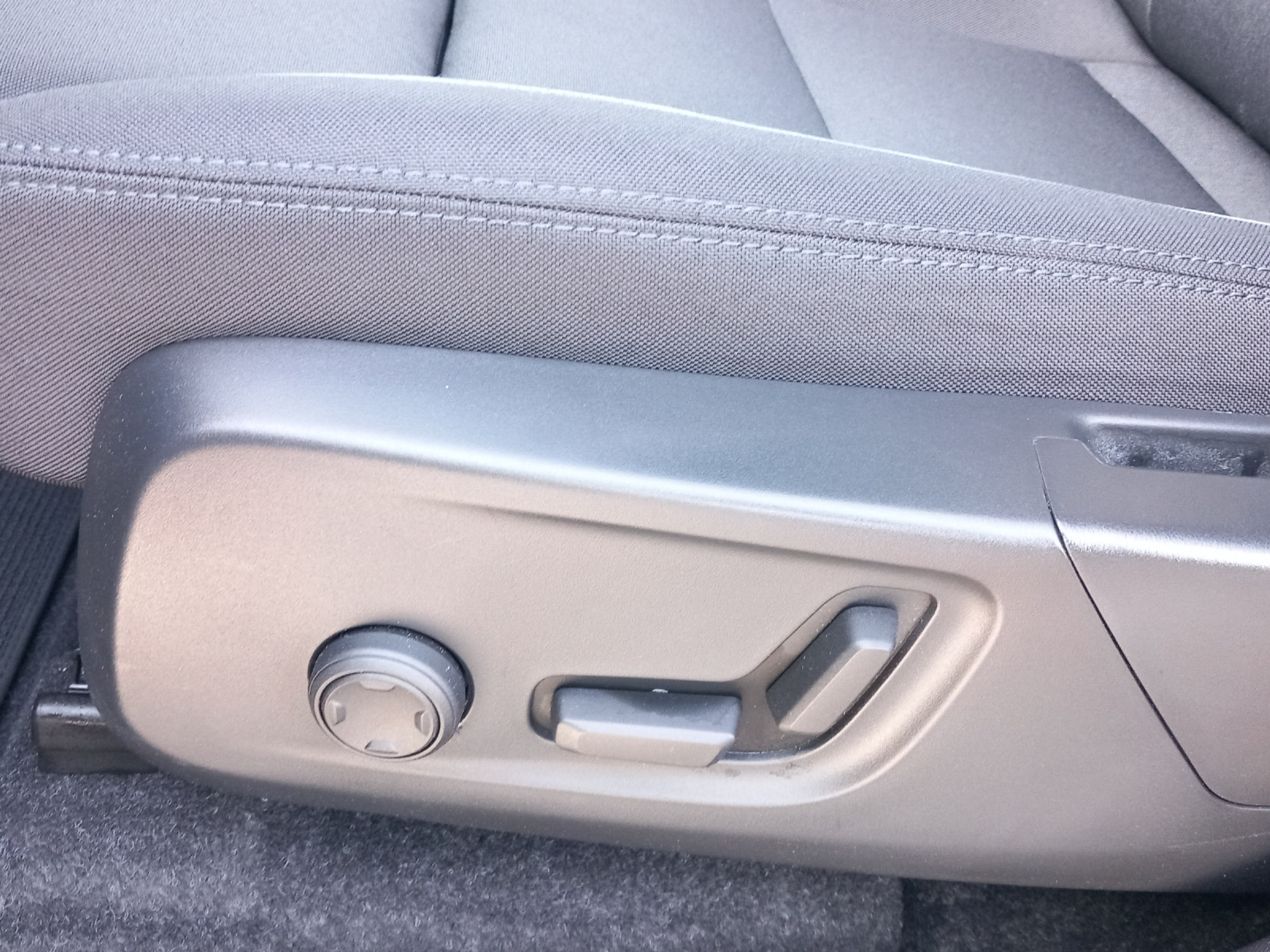 listing desktop thumbnail image 22