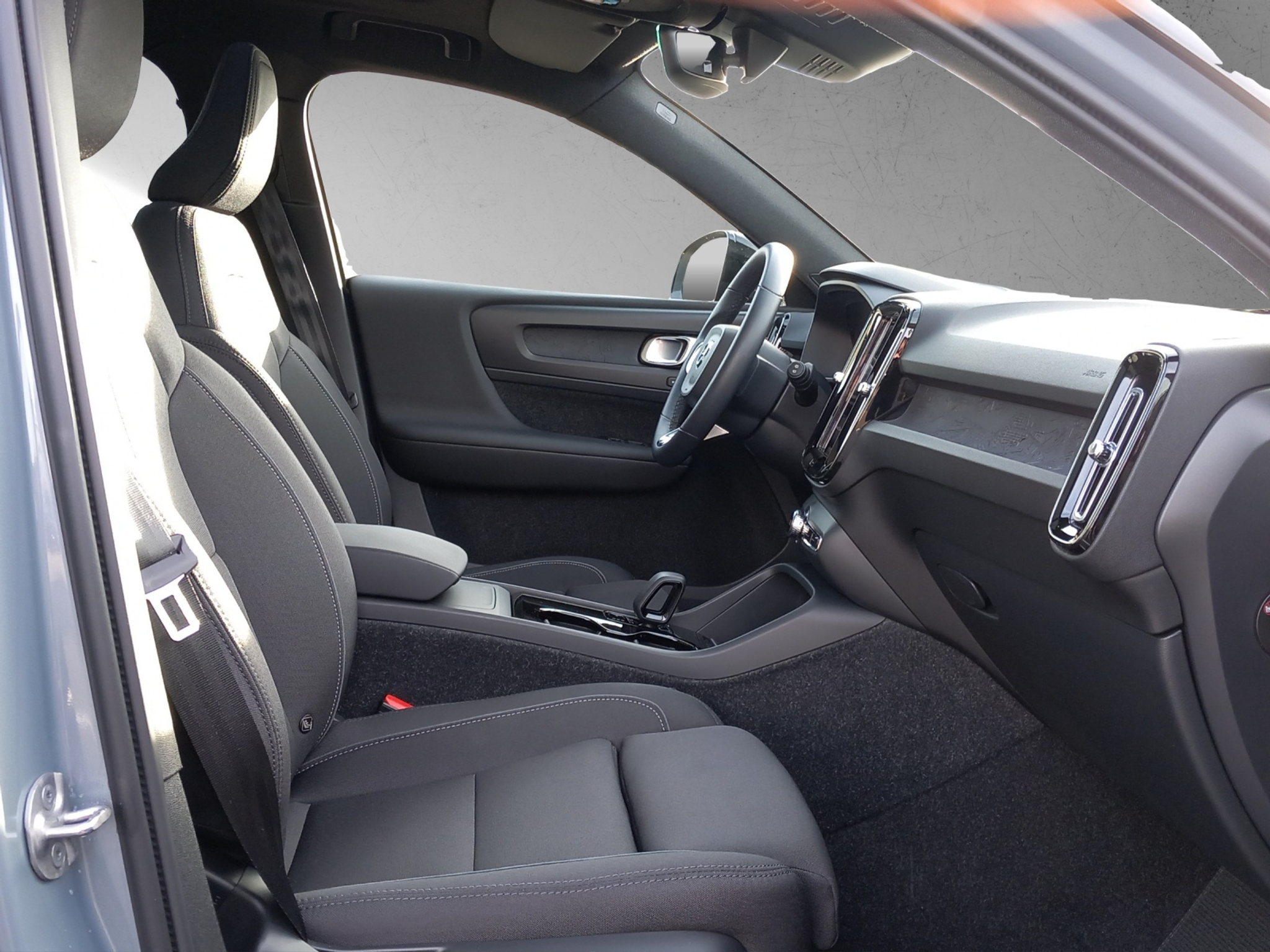 listing desktop thumbnail image 13