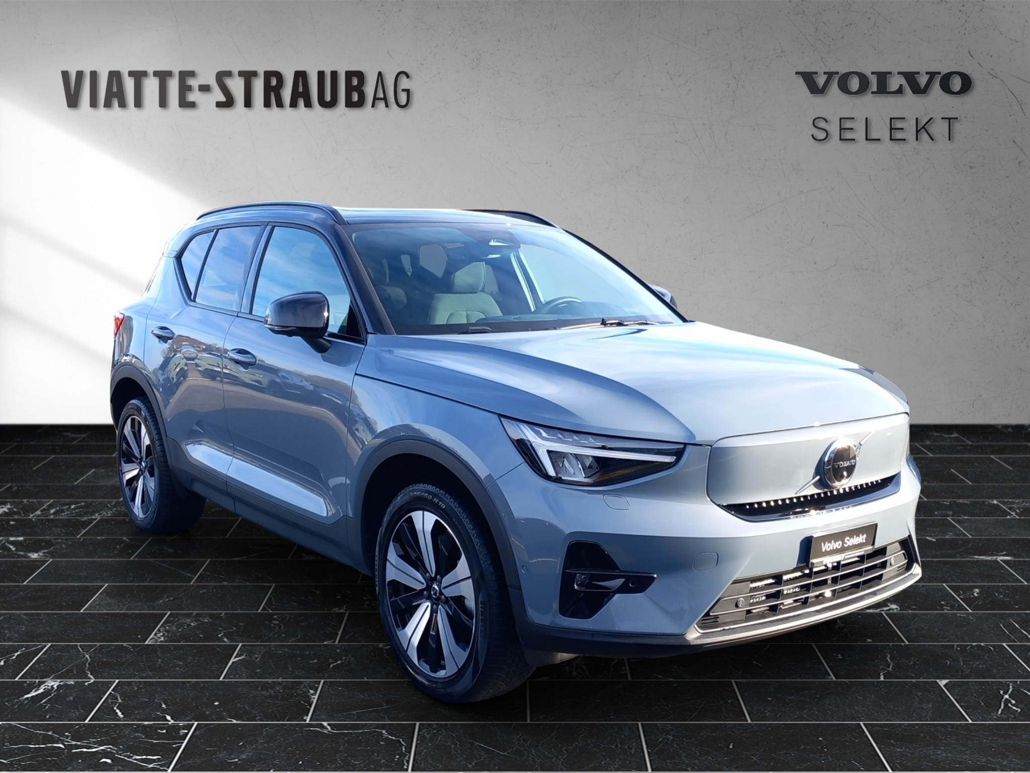 listing desktop thumbnail image 1