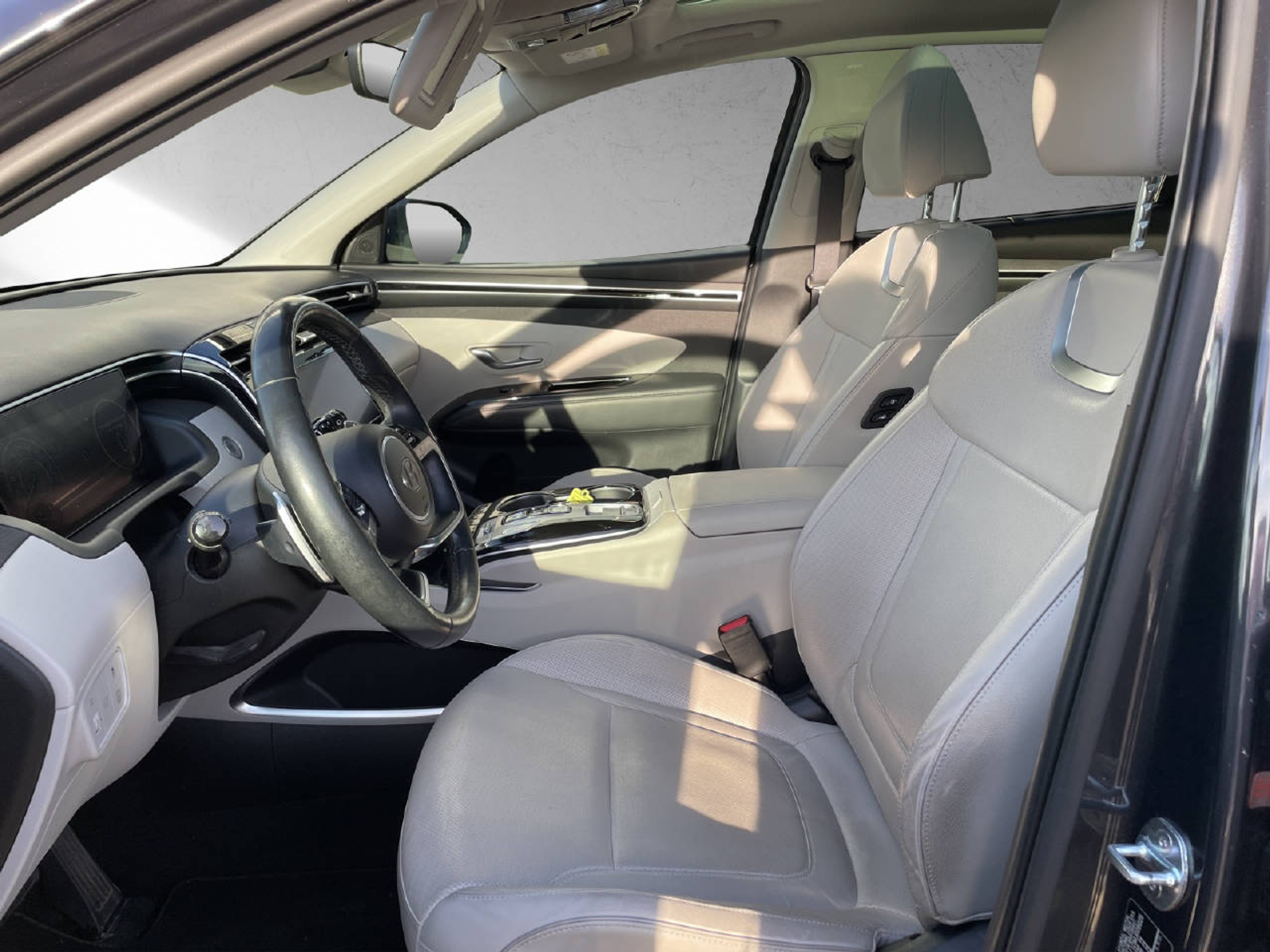 listing desktop thumbnail image 6