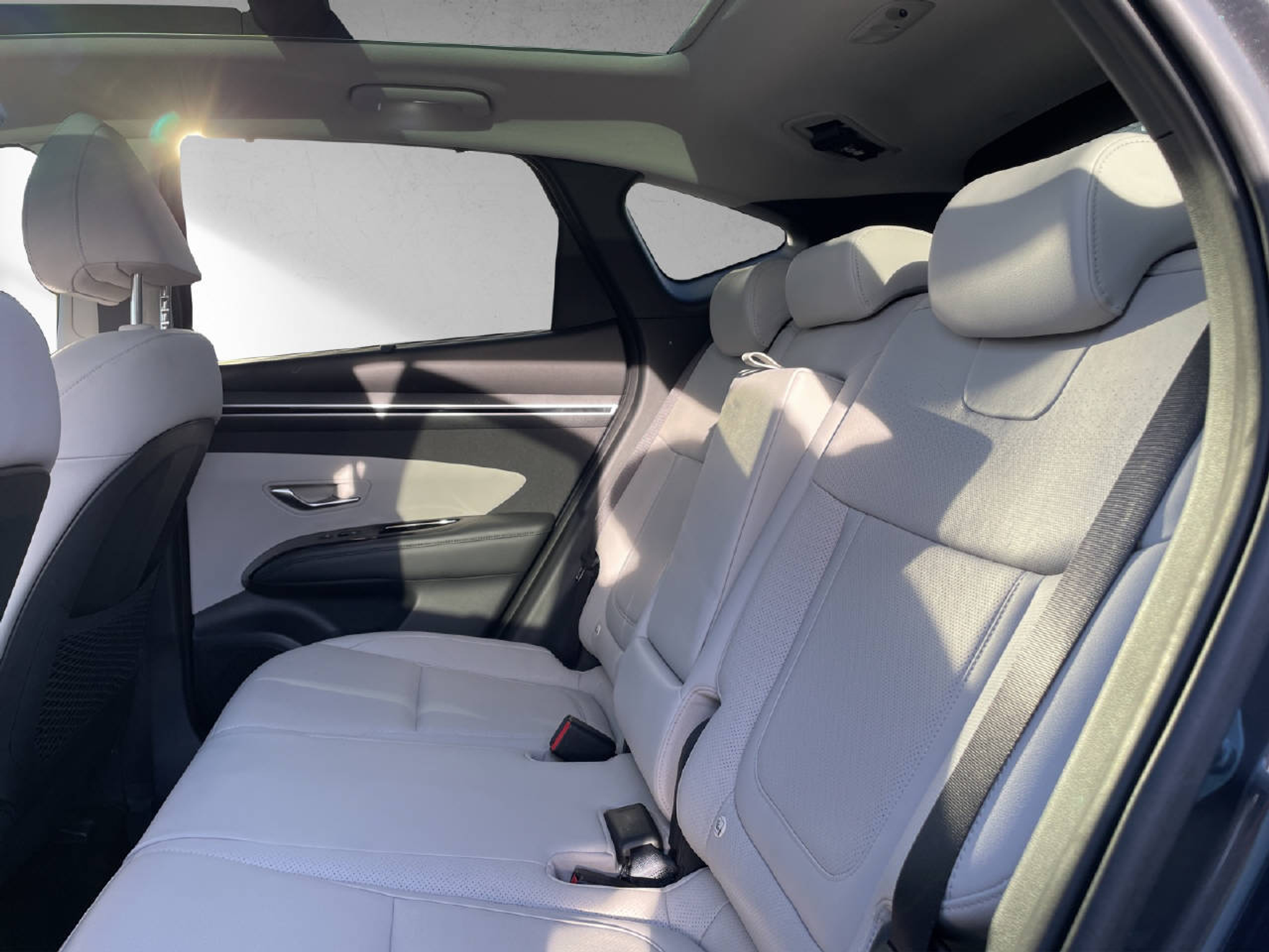 listing desktop thumbnail image 13