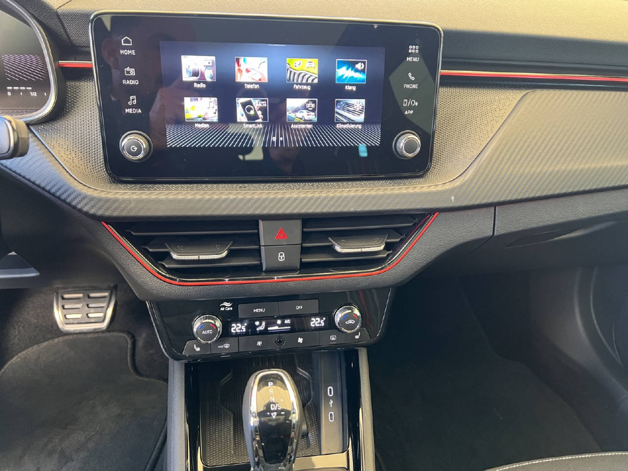 listing desktop thumbnail image 15