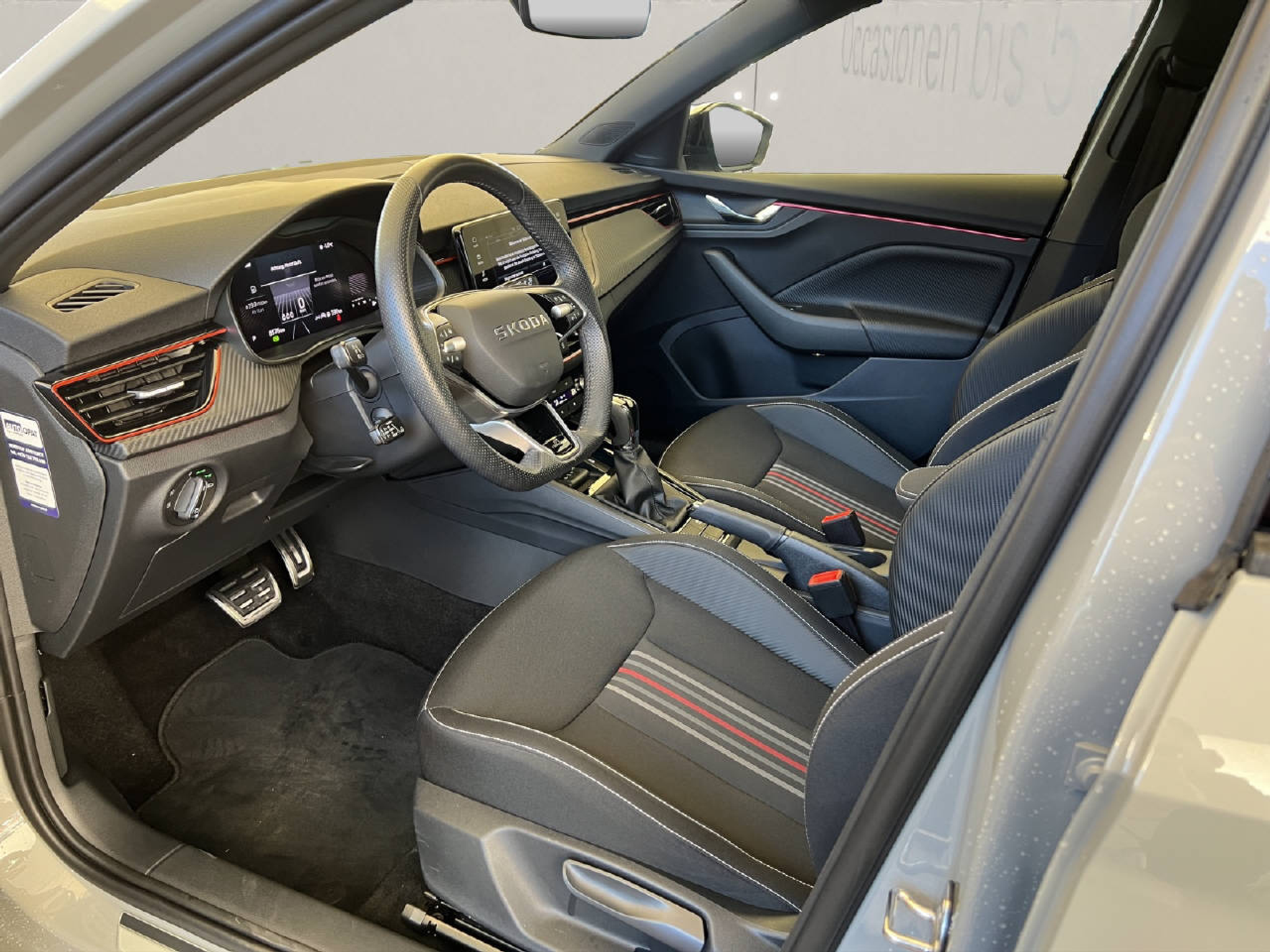 listing desktop thumbnail image 10